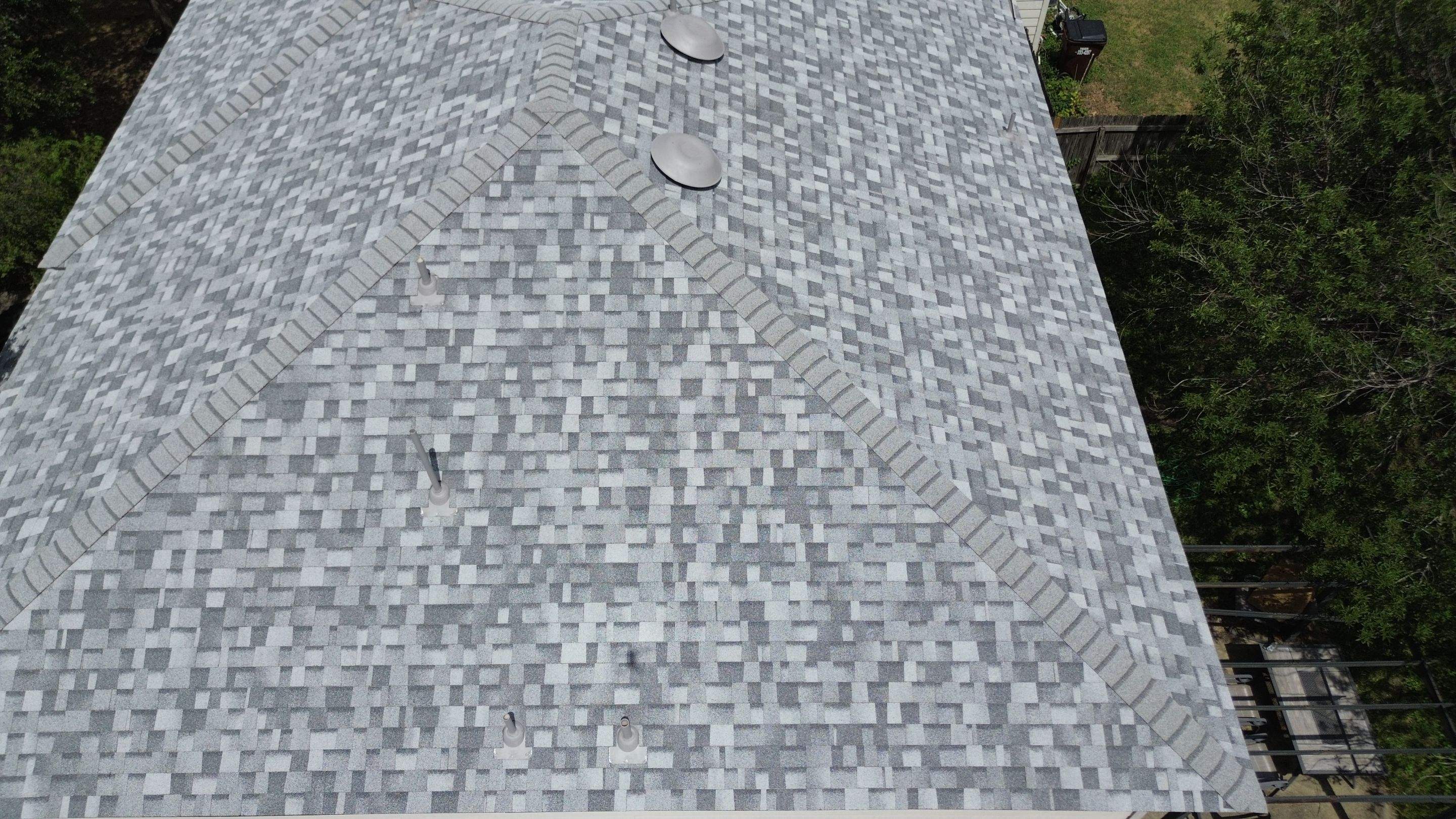 Sierra Gray - Owens Corning TruDefinition Duration by RoofsOnly.com