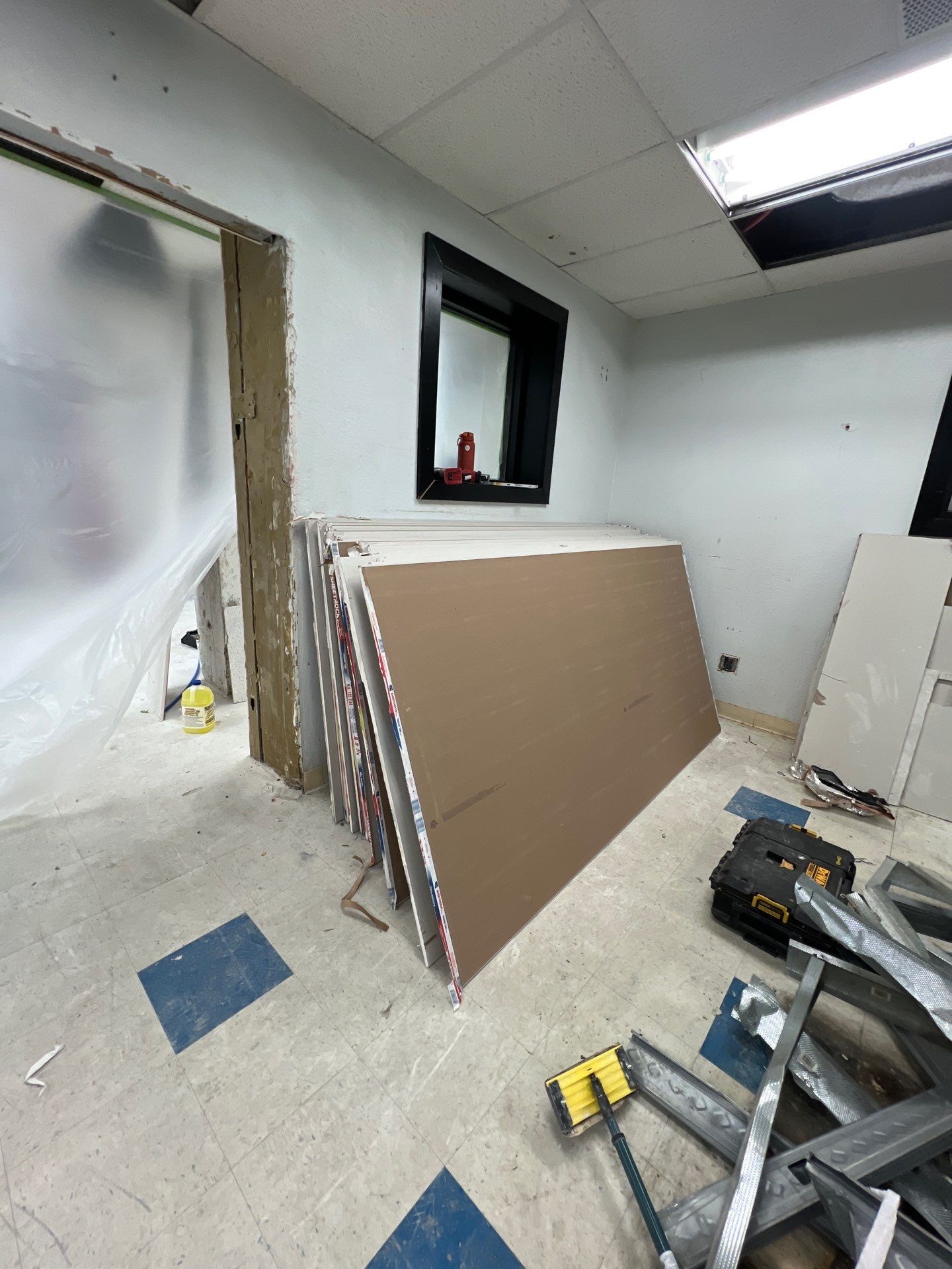 C-Store renovation at Dallas Life by EL-GC LLC 