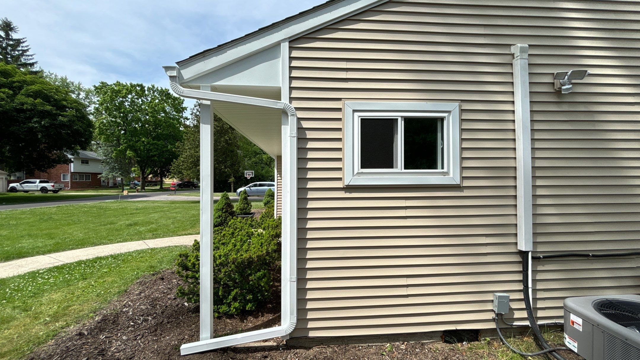Siding Replacement using Certainteed Classic Restoration D4 by 180 Contractors