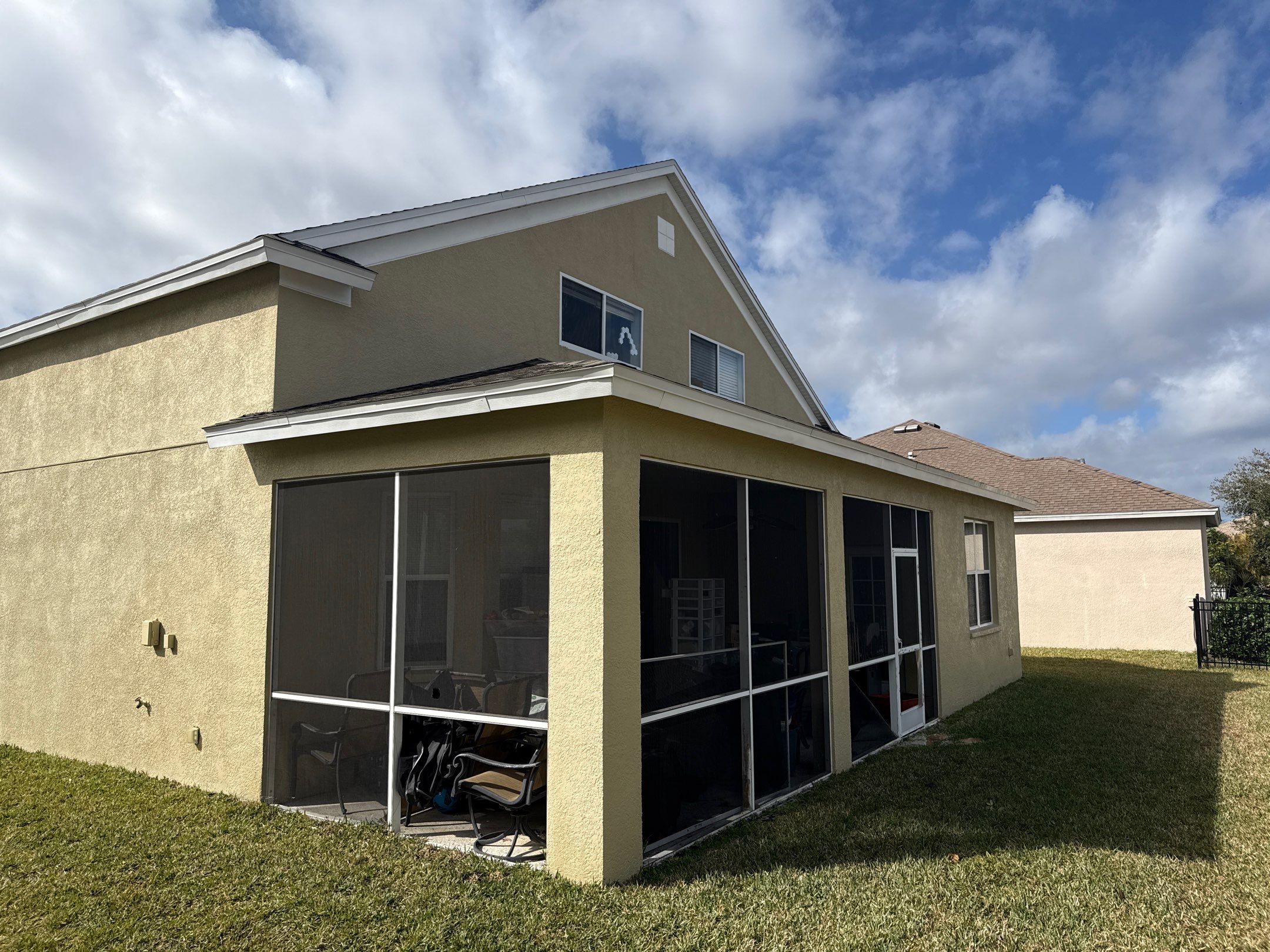 House Wash Removing Heavy Algae Buildup | River Plantation, Parrish FL by Sunshine AquaWash