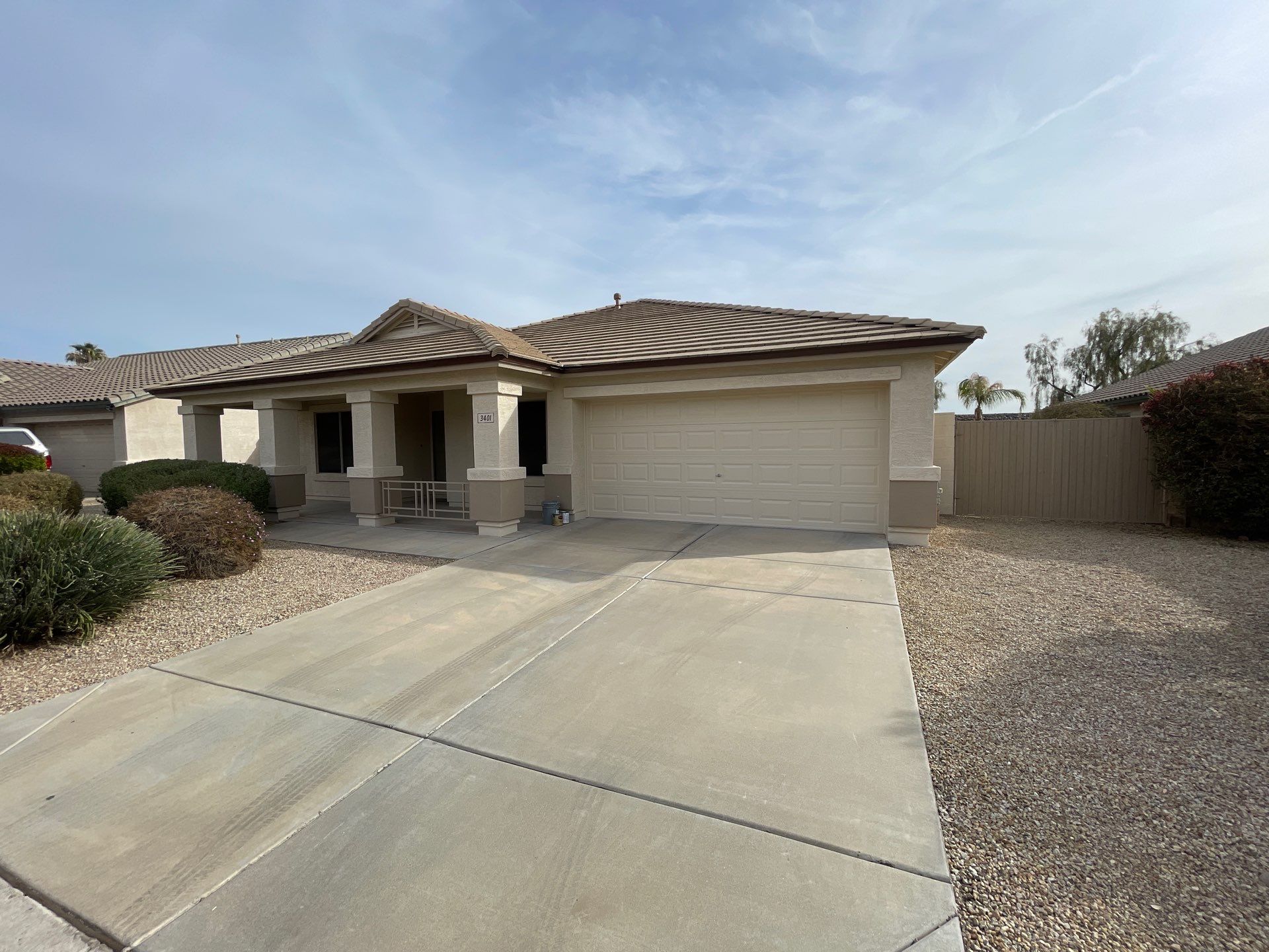 Hamilton - A Gorgeous Home Exterior Makeover in Phoenix, AZ with Dunn Edwards Paints by Double G Painting Contractors, LLC