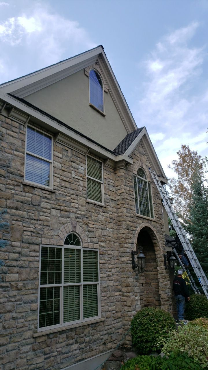 Residential Roofing Installation using GAF Glenwood Premium Shingle by The Roof Doctor