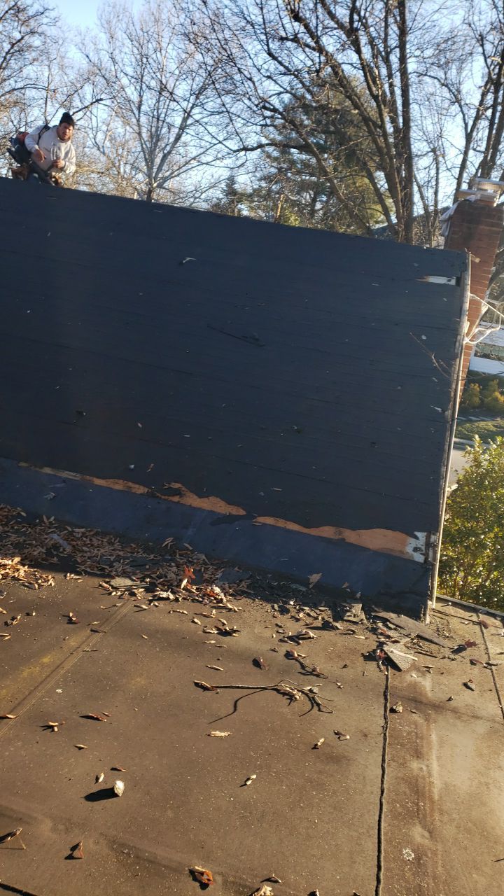 Arlington: CertainTeed Landmark Designer Shingles in Cobblestone Gray by RM Banning, Inc.