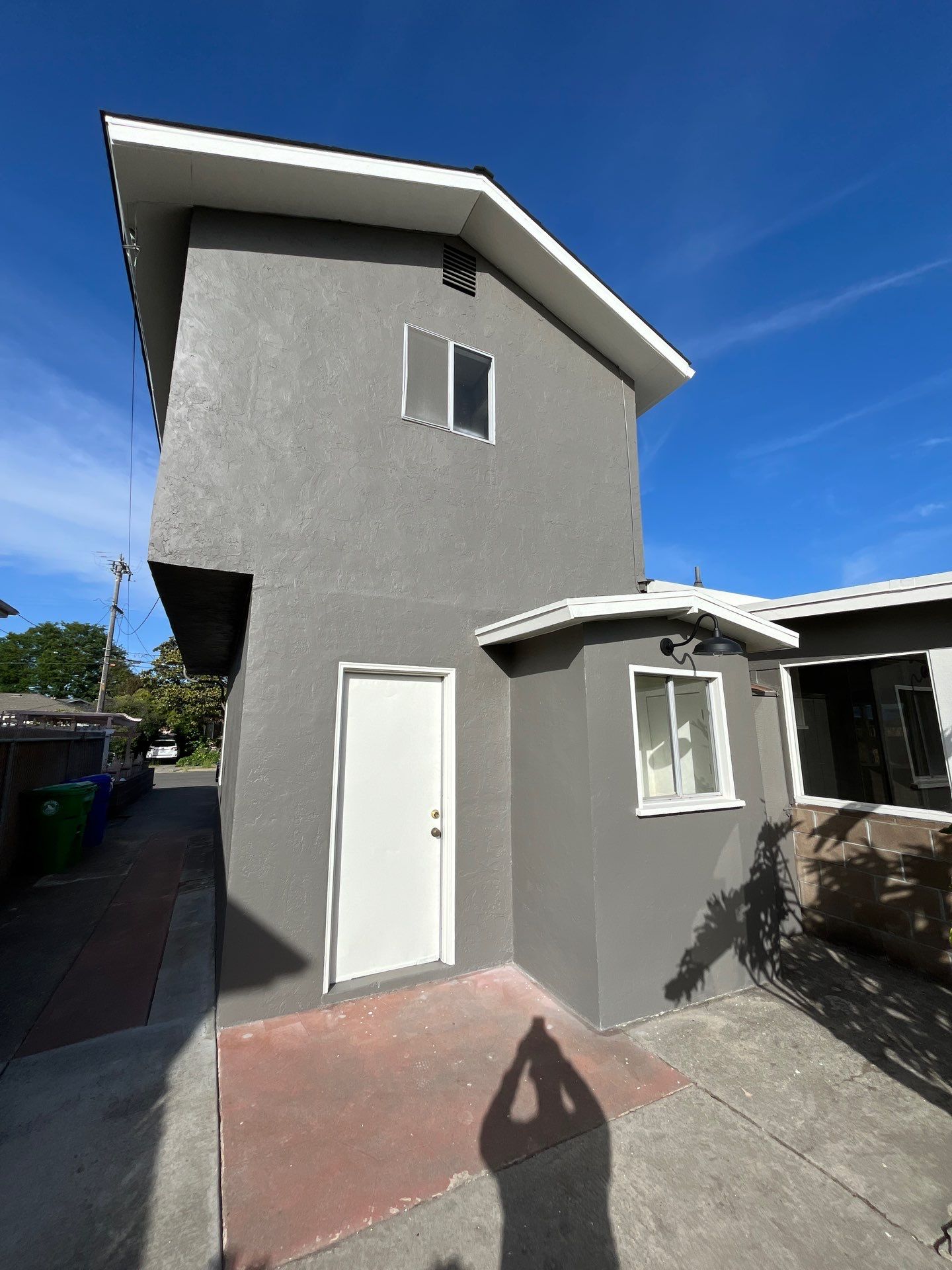 Interior- exterior Painting Hayward  by Herrera’s Bay Area Painting inc.