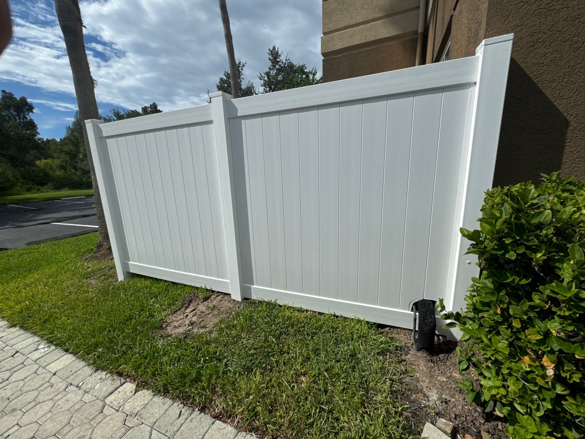 Vinyl Privacy Fence using 6Ft White Vinyl Privacy Fence by Asap fence and gates, LLC