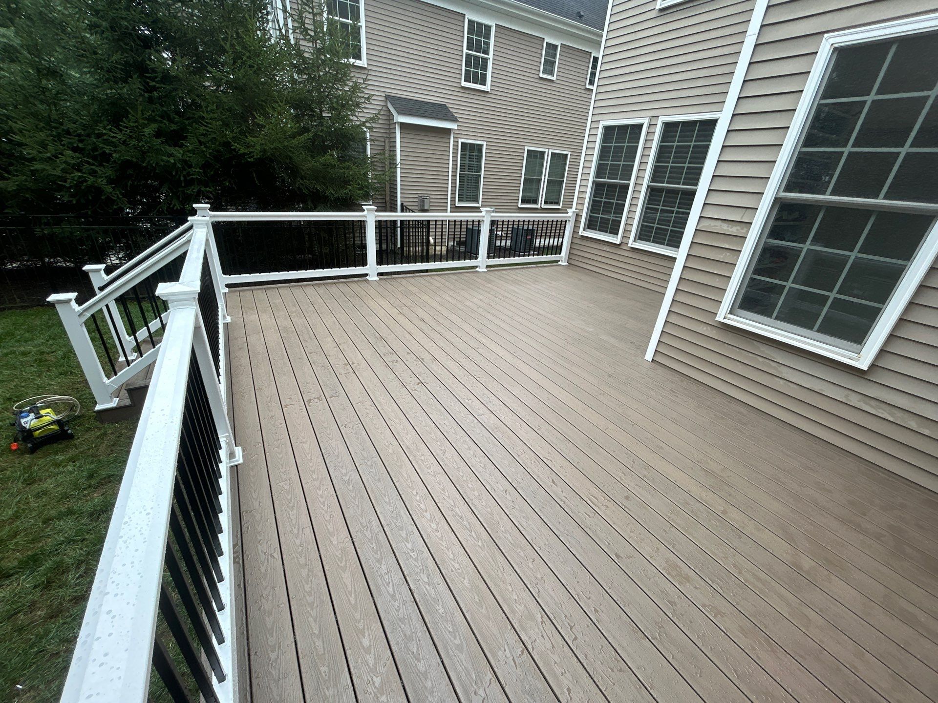 Project in Chesterfield Township by deck guardian