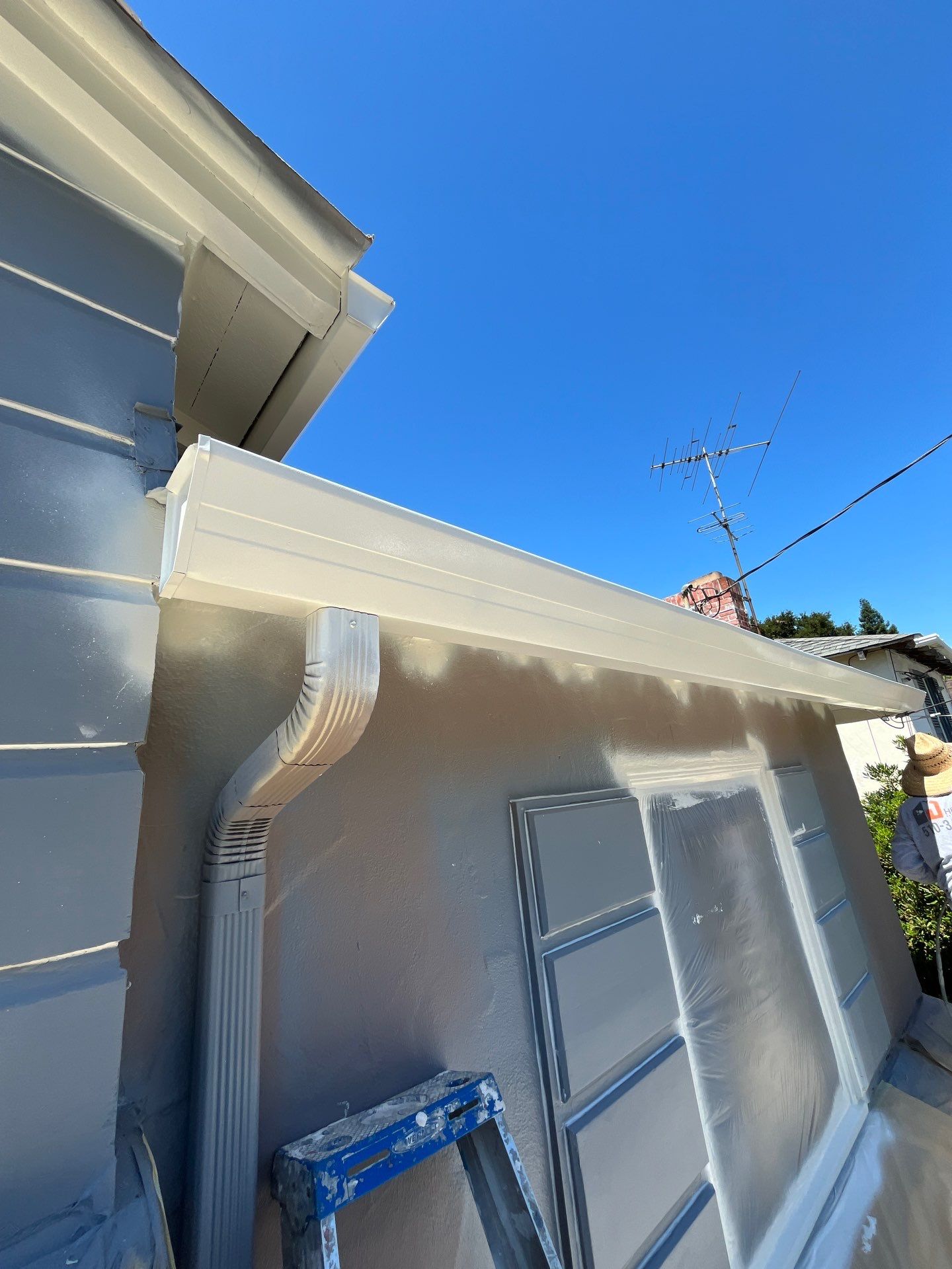 Project in Oakland by Herrera’s Bay Area Painting inc.