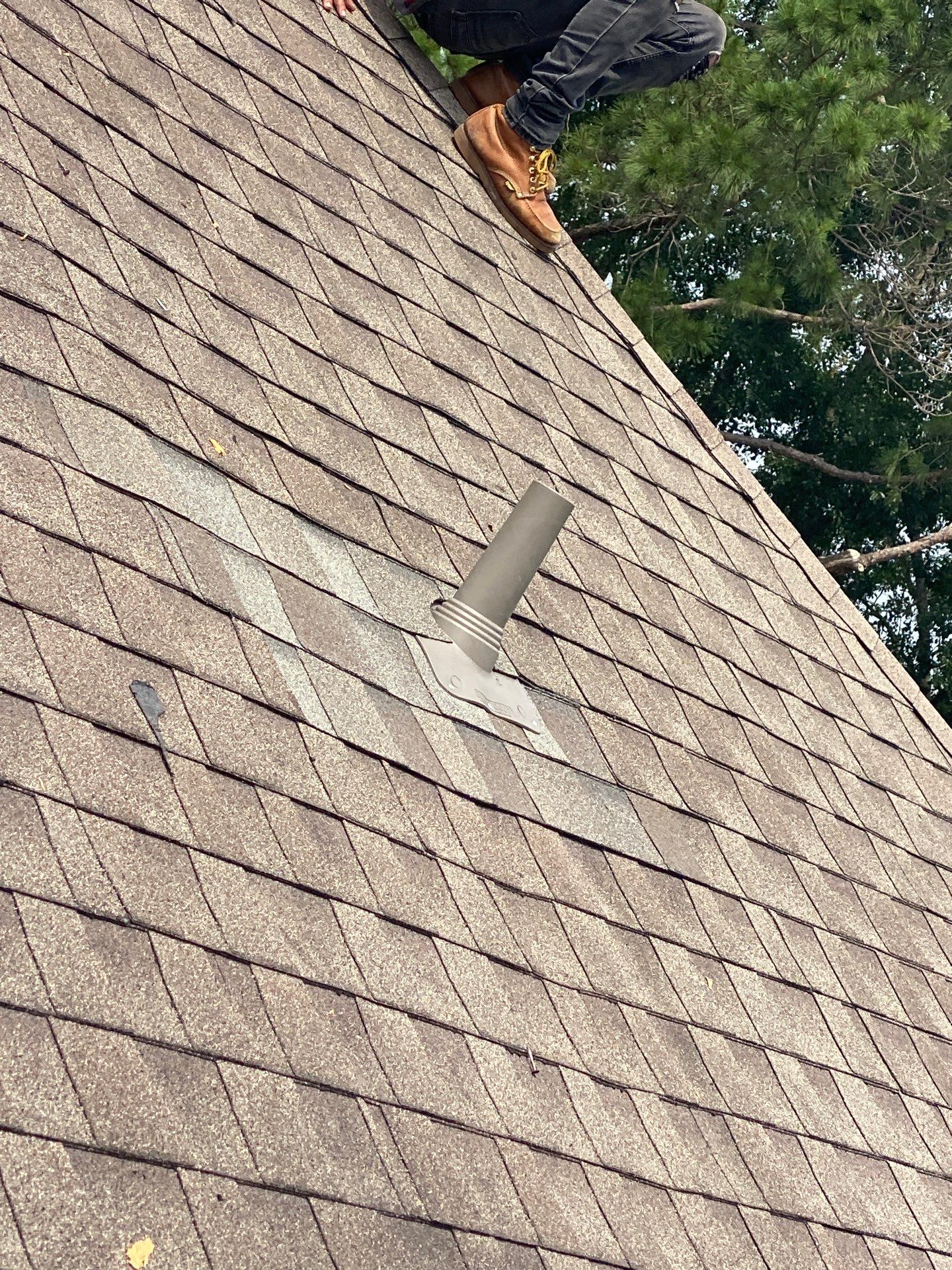Hail Damage using Owen's Corning Duration (Lifetime) Shingles by Roof Repair Company