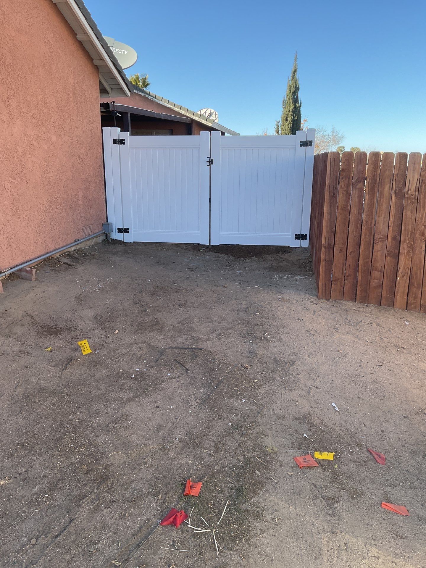 Fence Installation using Vinyl by Fence Guys Inc.