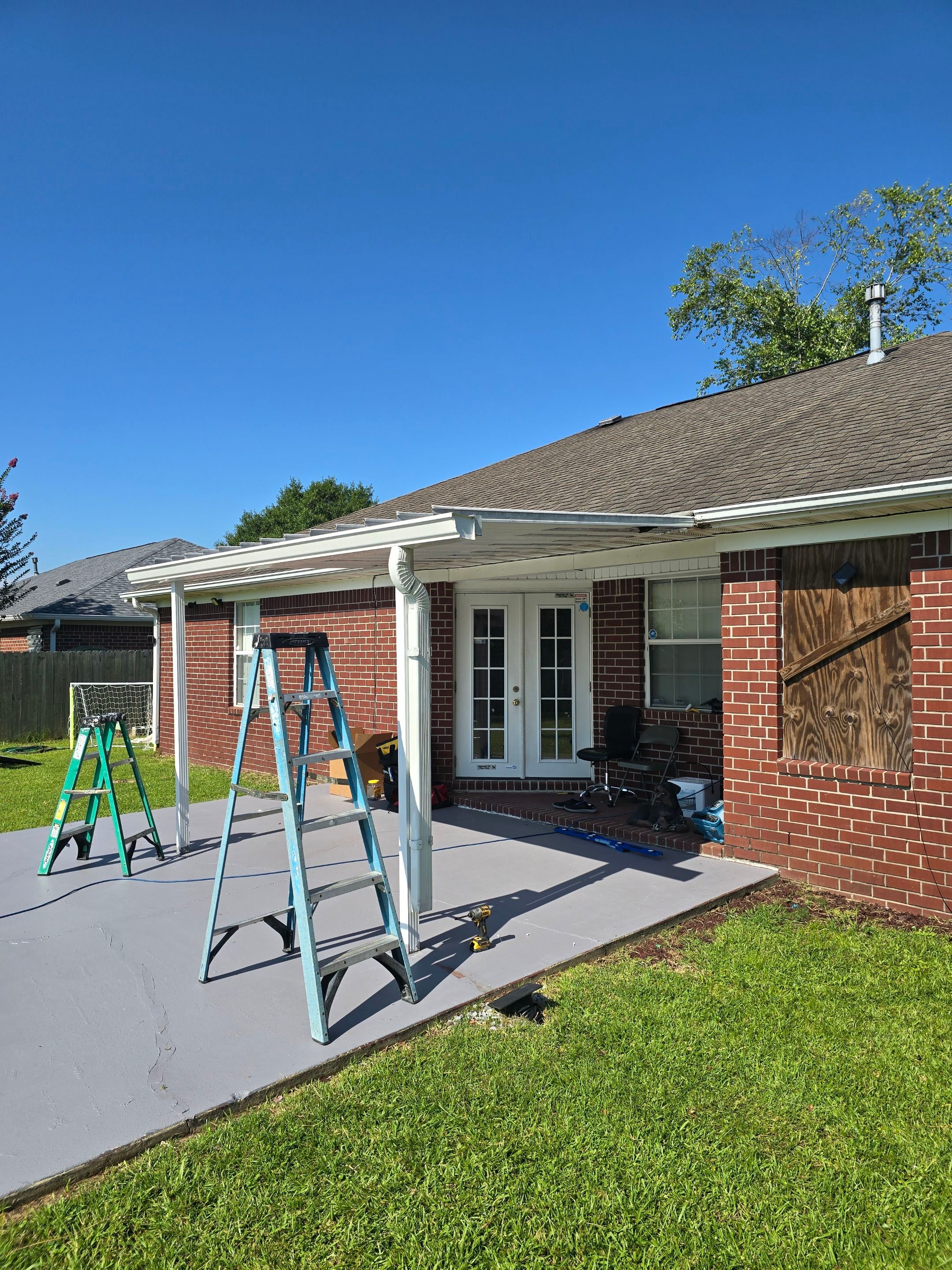 Screen Room Using Colorbeam by Titan Sunrooms