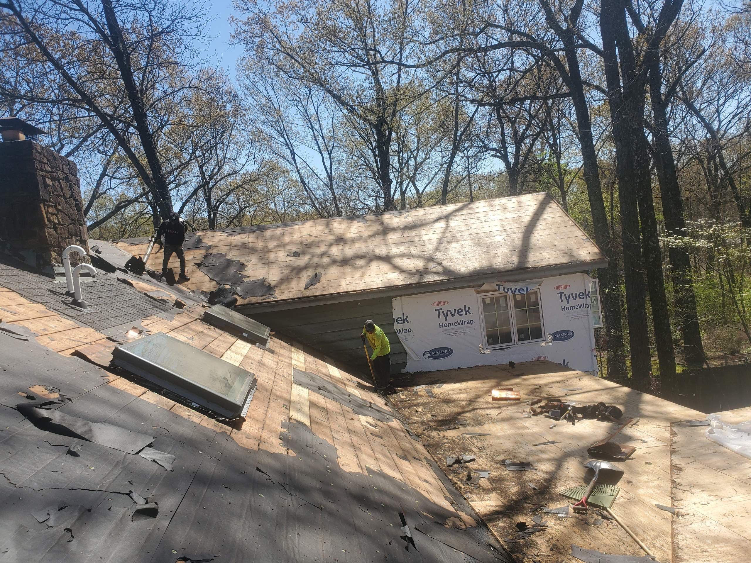 Residential Roof Replacement and Flat Roof Membrane in Memphis by Revival Roofing Services