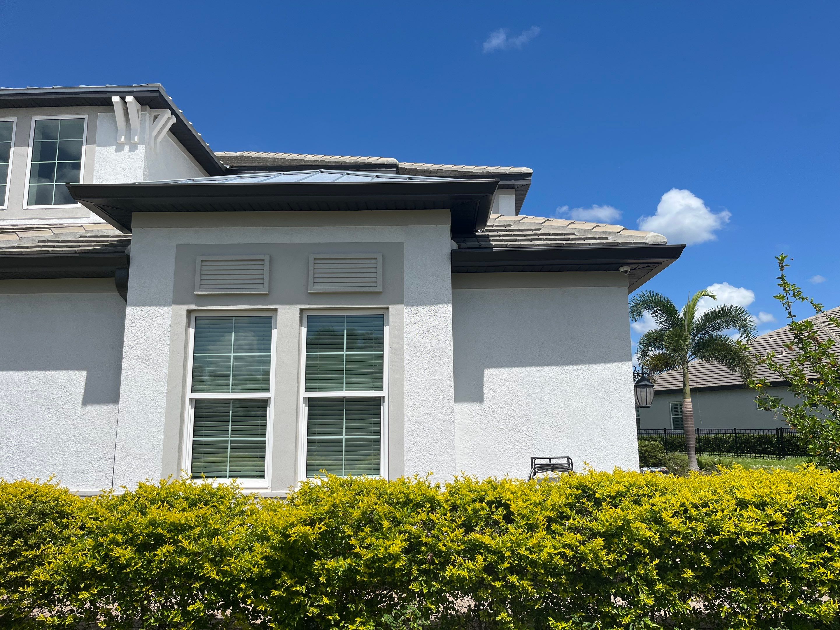 Bronze 7inch Gutter Installation in Sarasota FL by Gutter Professors