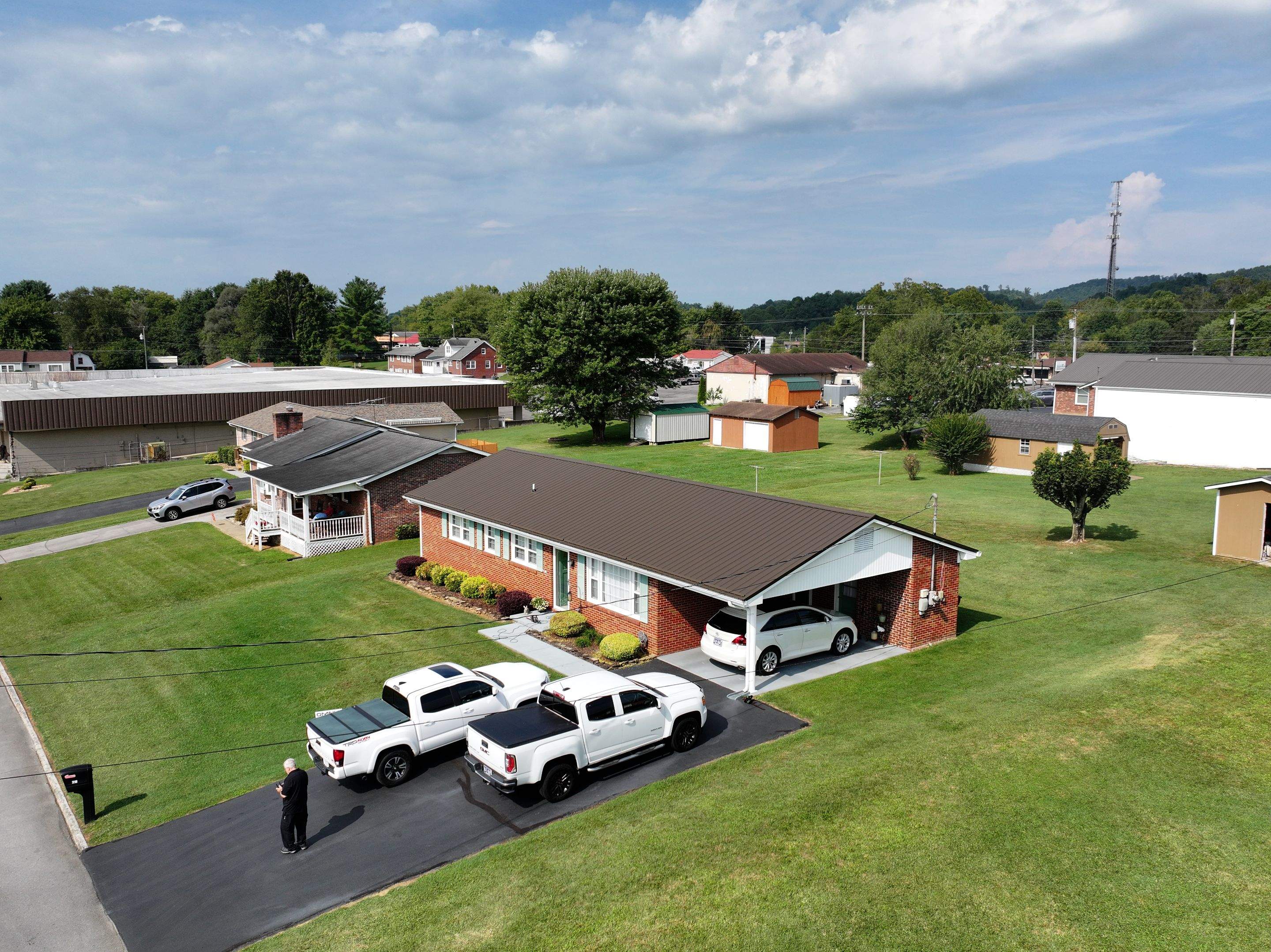 Winters Residence by Omnia Roofing