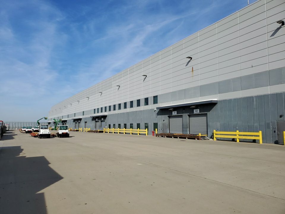 Tilt-up Precast Exterior Warehouse Painting by Paint Platoon USA
