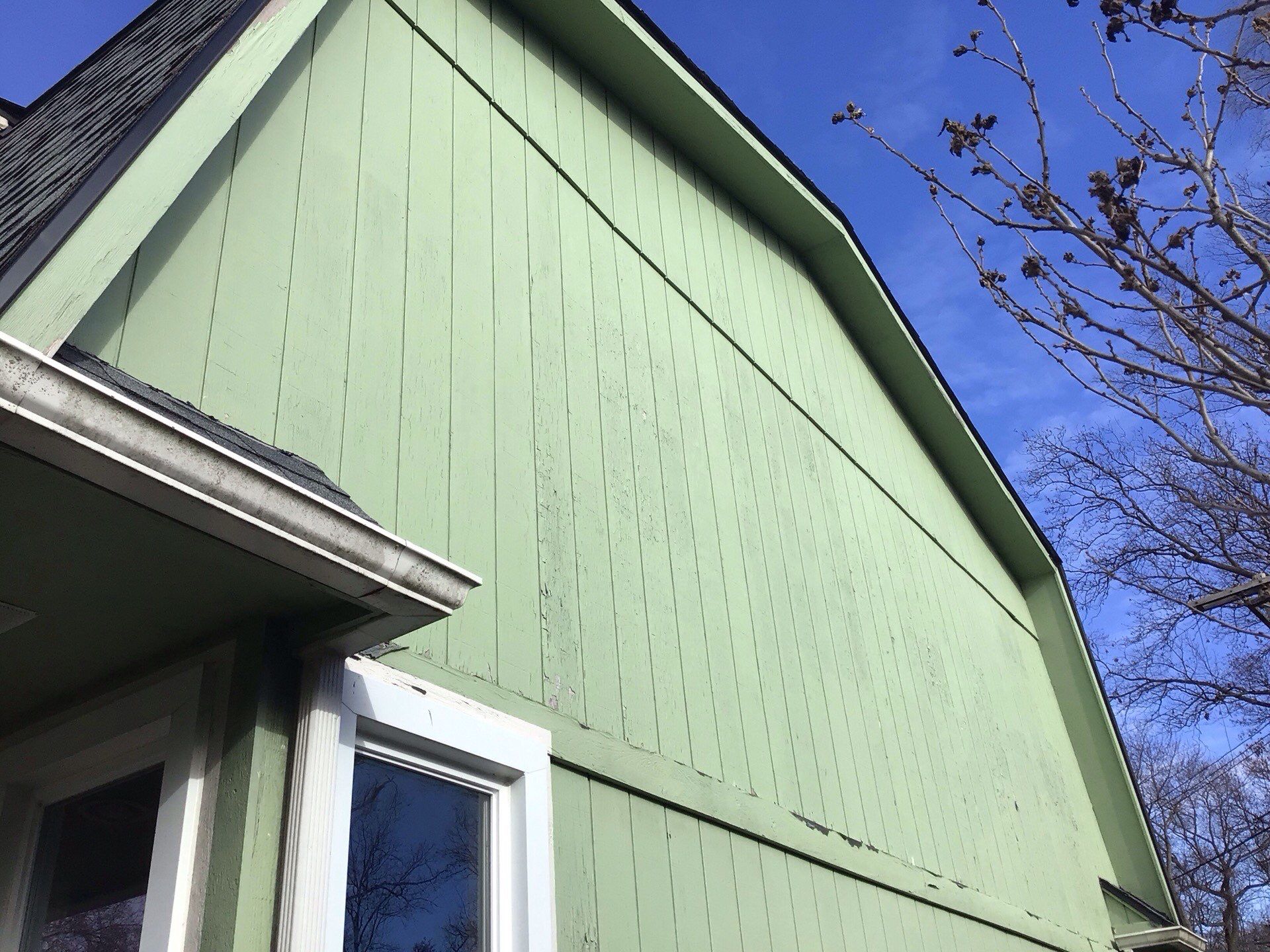 Siding Replacement using Hardie Plank S8 1/4" by 180 Contractors