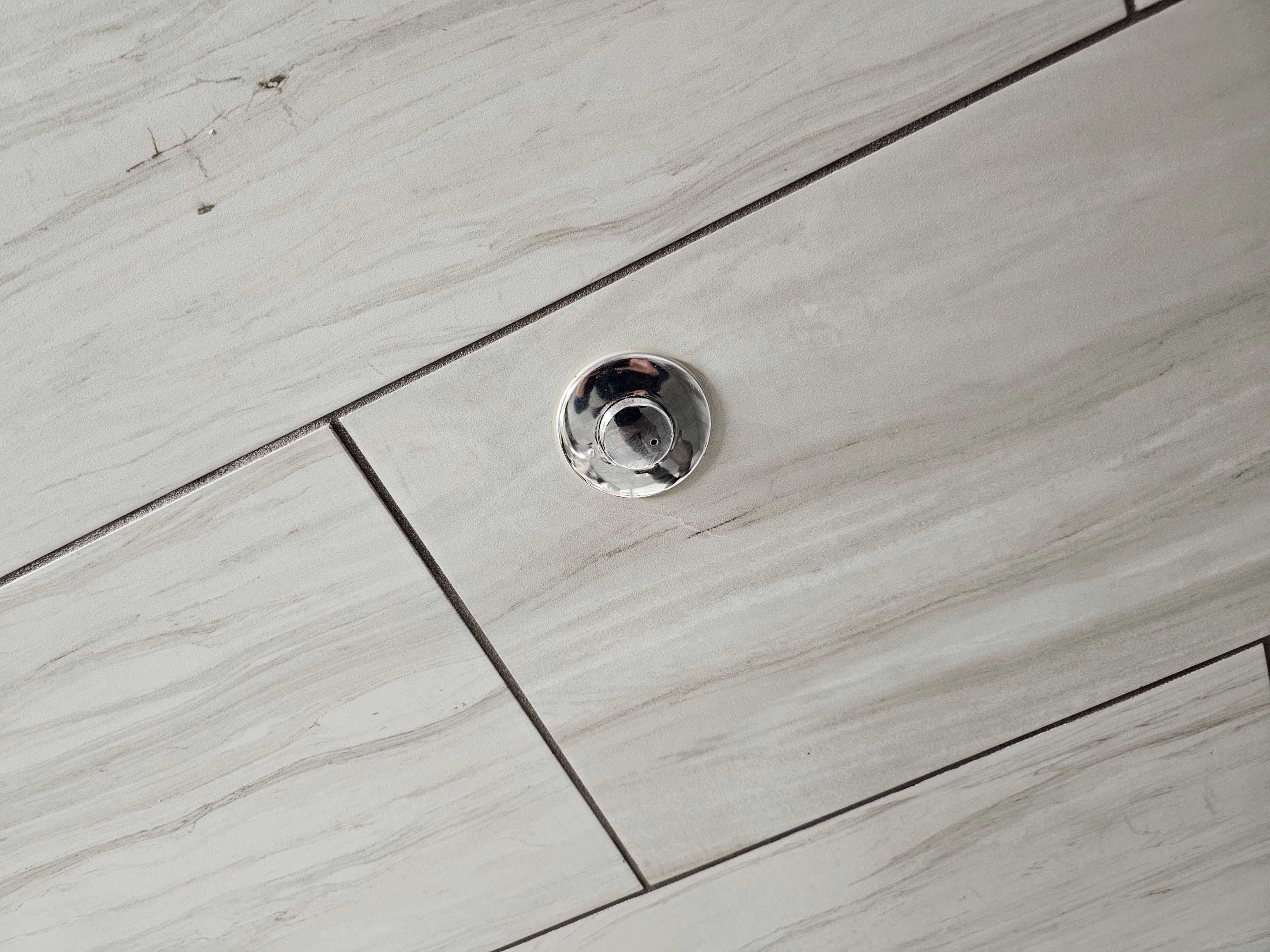 Showers & Storage by EL-GC LLC 