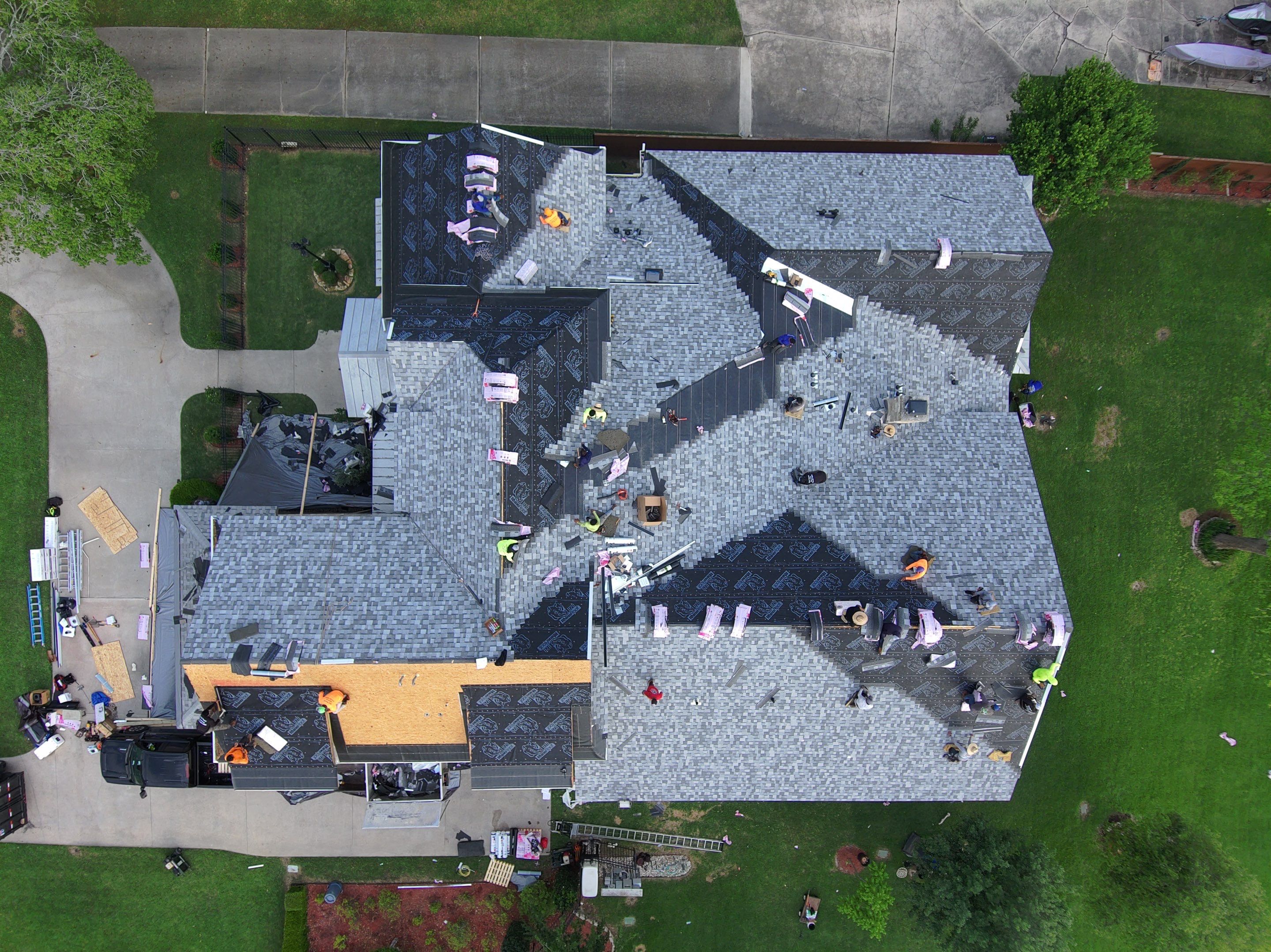 Residential Roofing Installation using Owen's Corning Duration (Lifetime) Shingles by Roof Repair Company