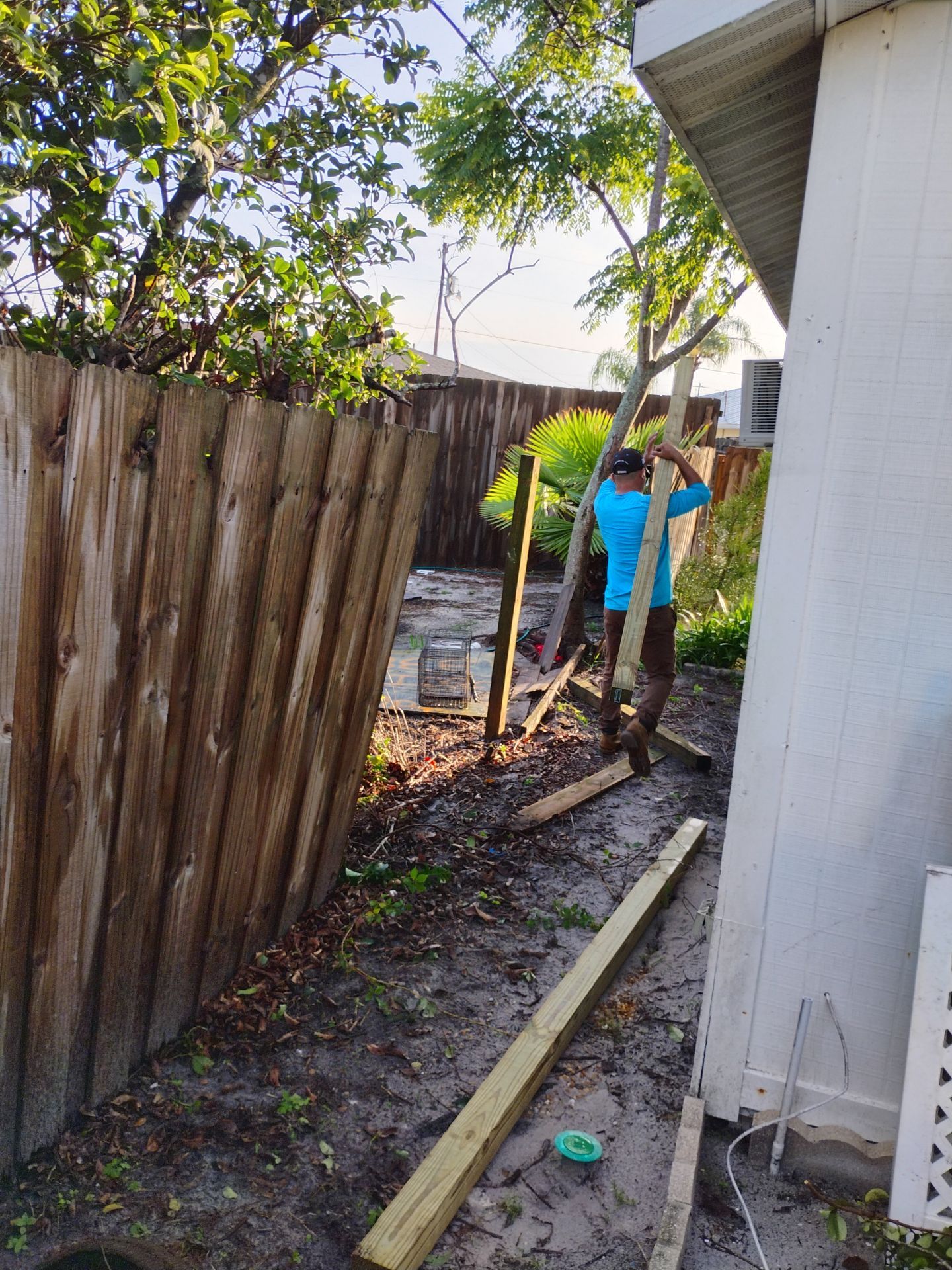 4844 Marigold by H&Y Fence