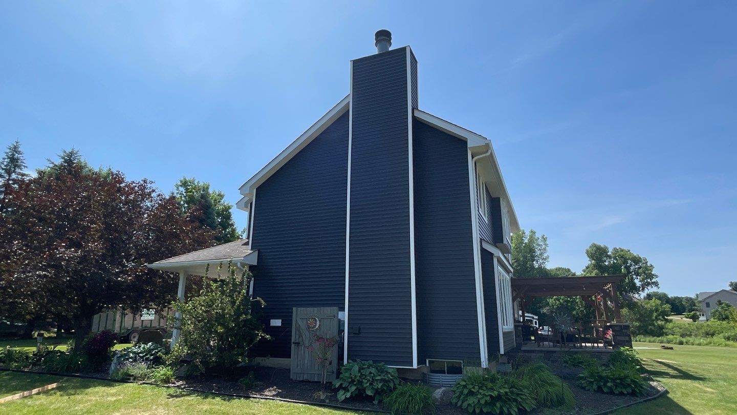 Siding Replacement using Certainteed Restoration Classic D4 by 180 Contractors