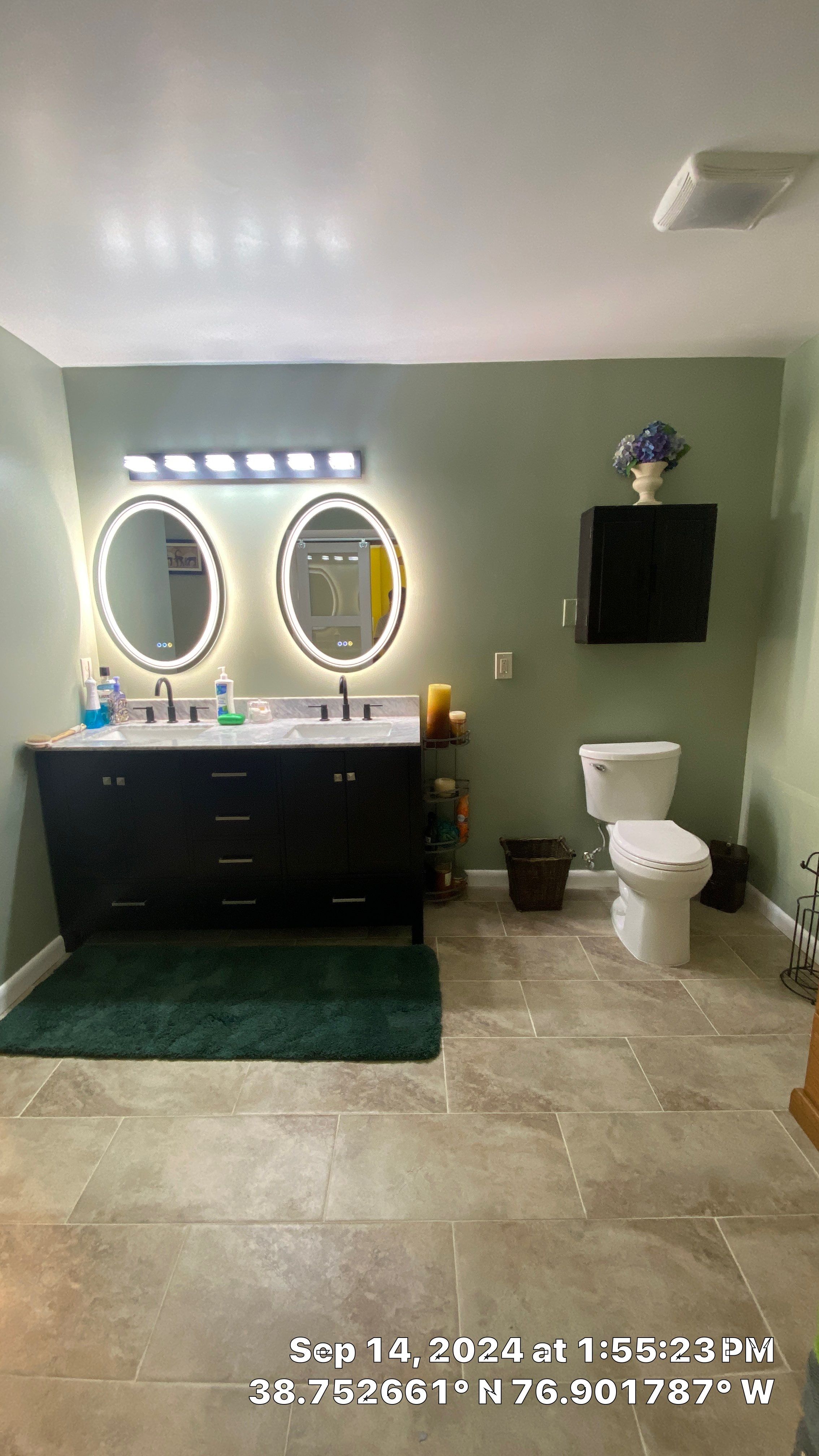 New Addition to Home using Laumber , Paint, tile , Harwood floor , cabinets  , Quartz counter top . by Jesus Master Handyman LLC 