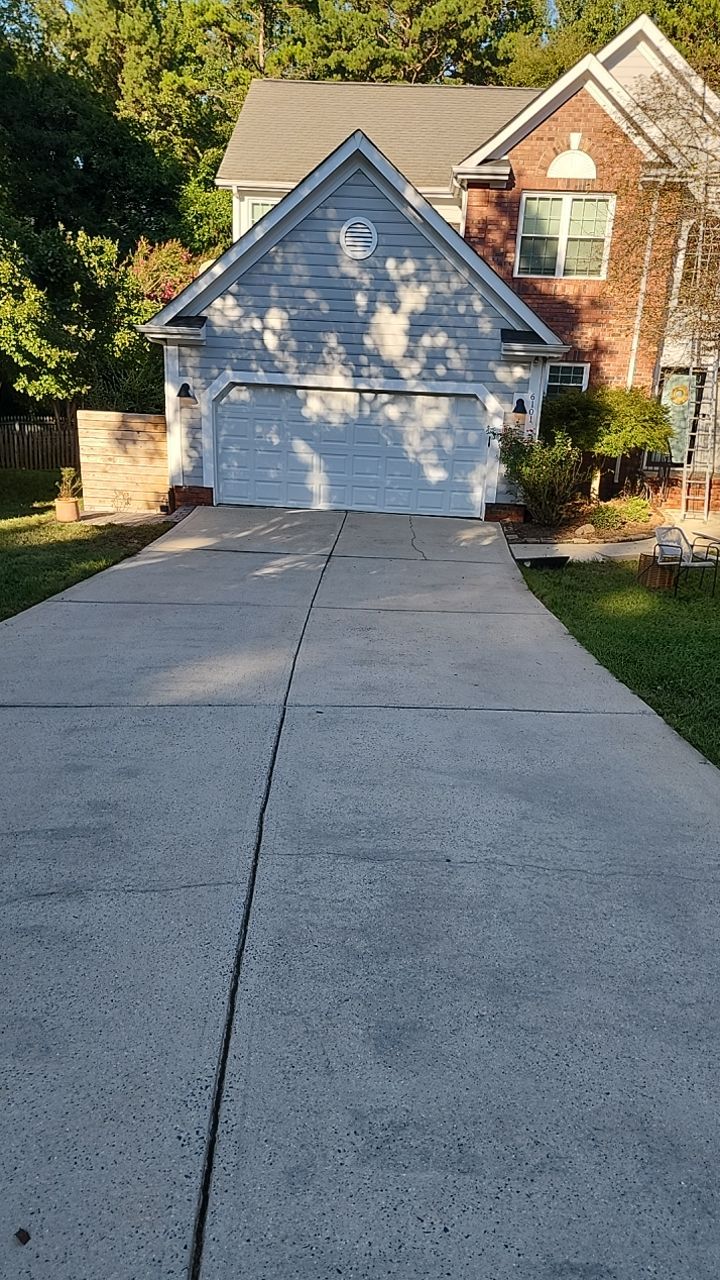 House Wash using cleaner by Power Wash Masters LLC