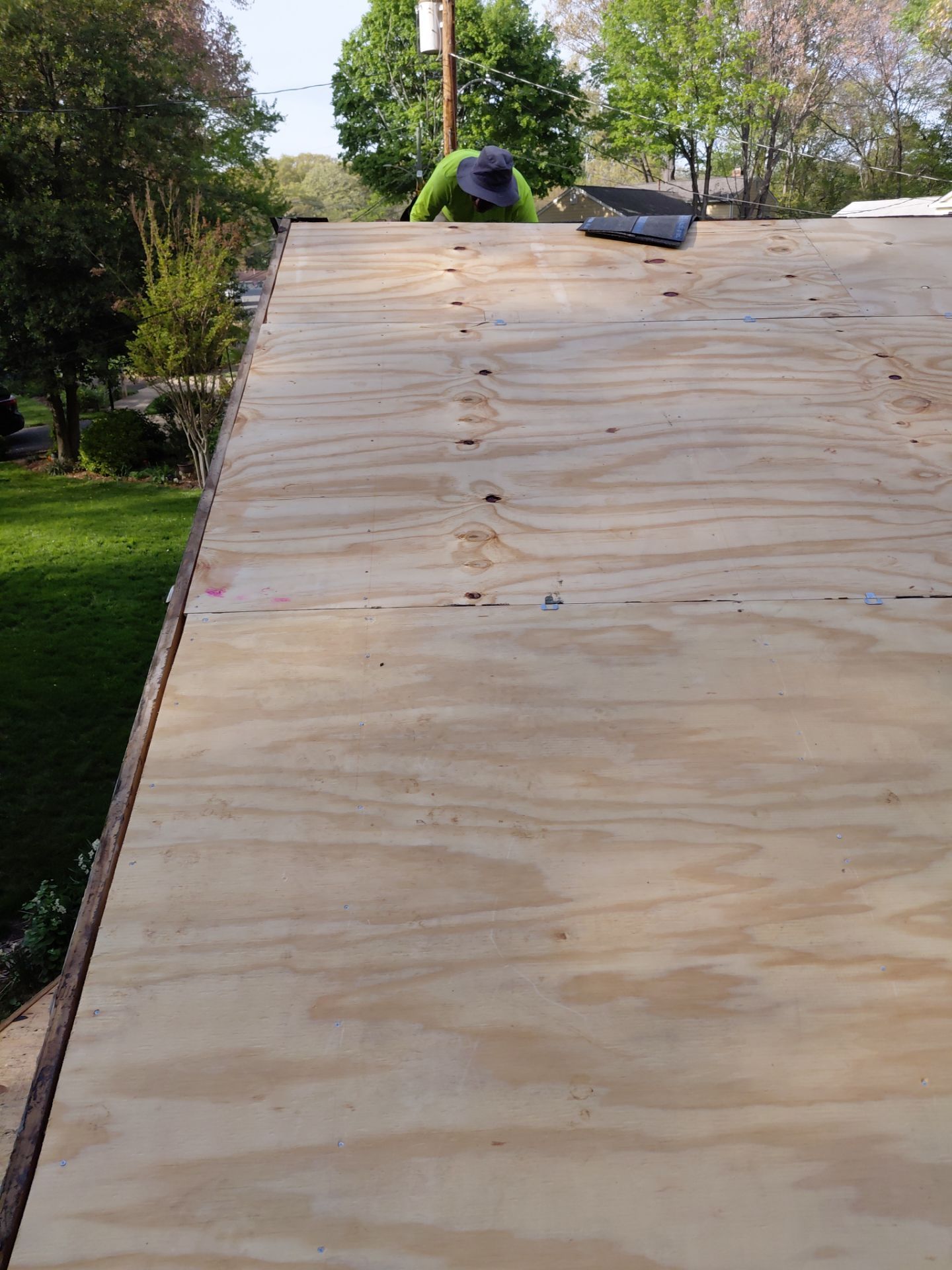 Annandale: Residential Roof Replacement with CertainTeed Landmark in Moire Black by RM Banning, Inc.