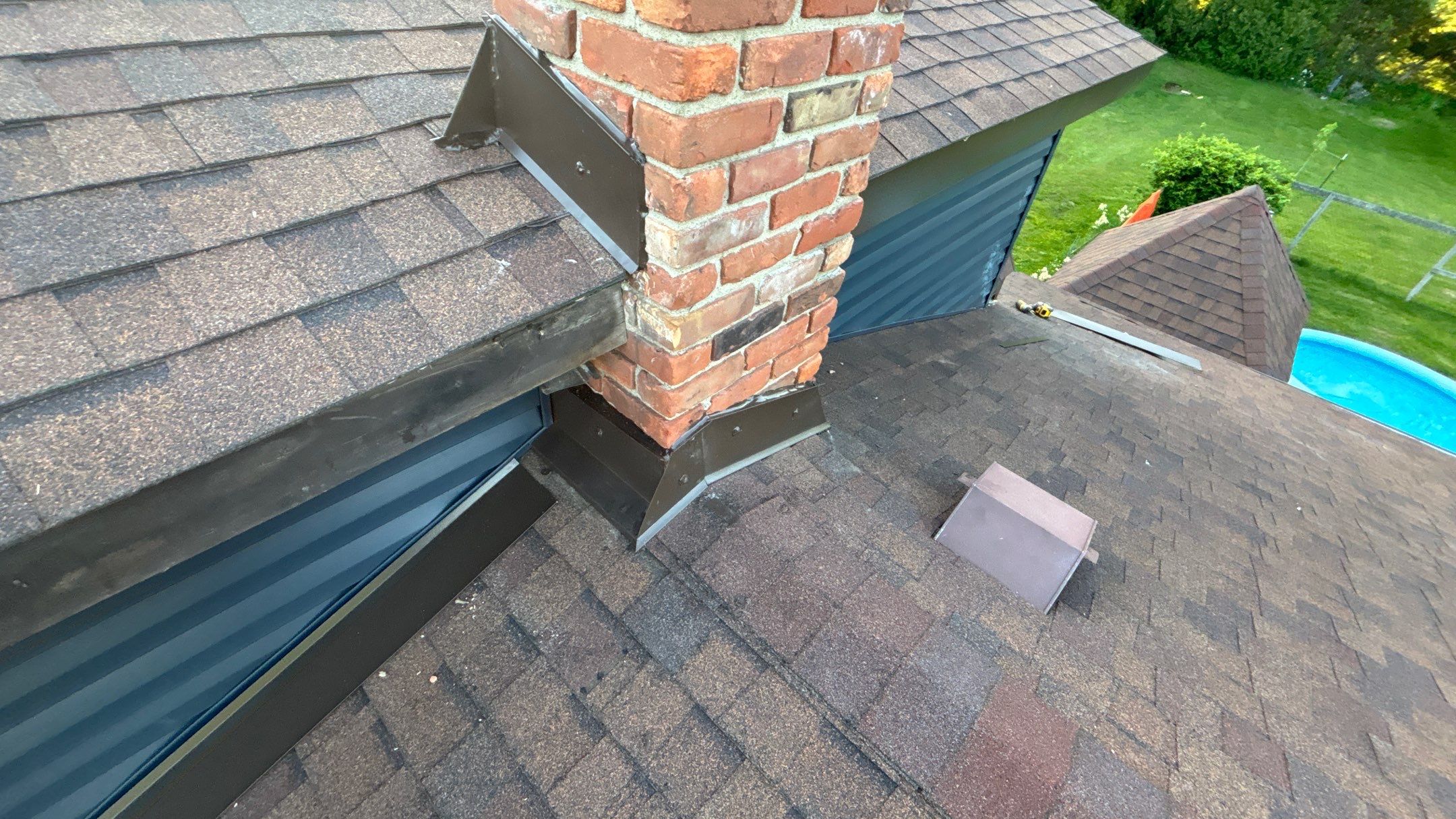 Siding Replacement using Alside Charter Oak D4.5" by 180 Contractors