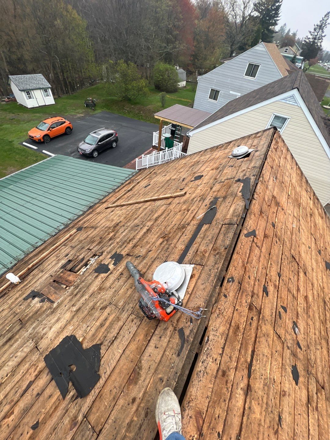 Estate Gray Shingles by Reimagine Roofing