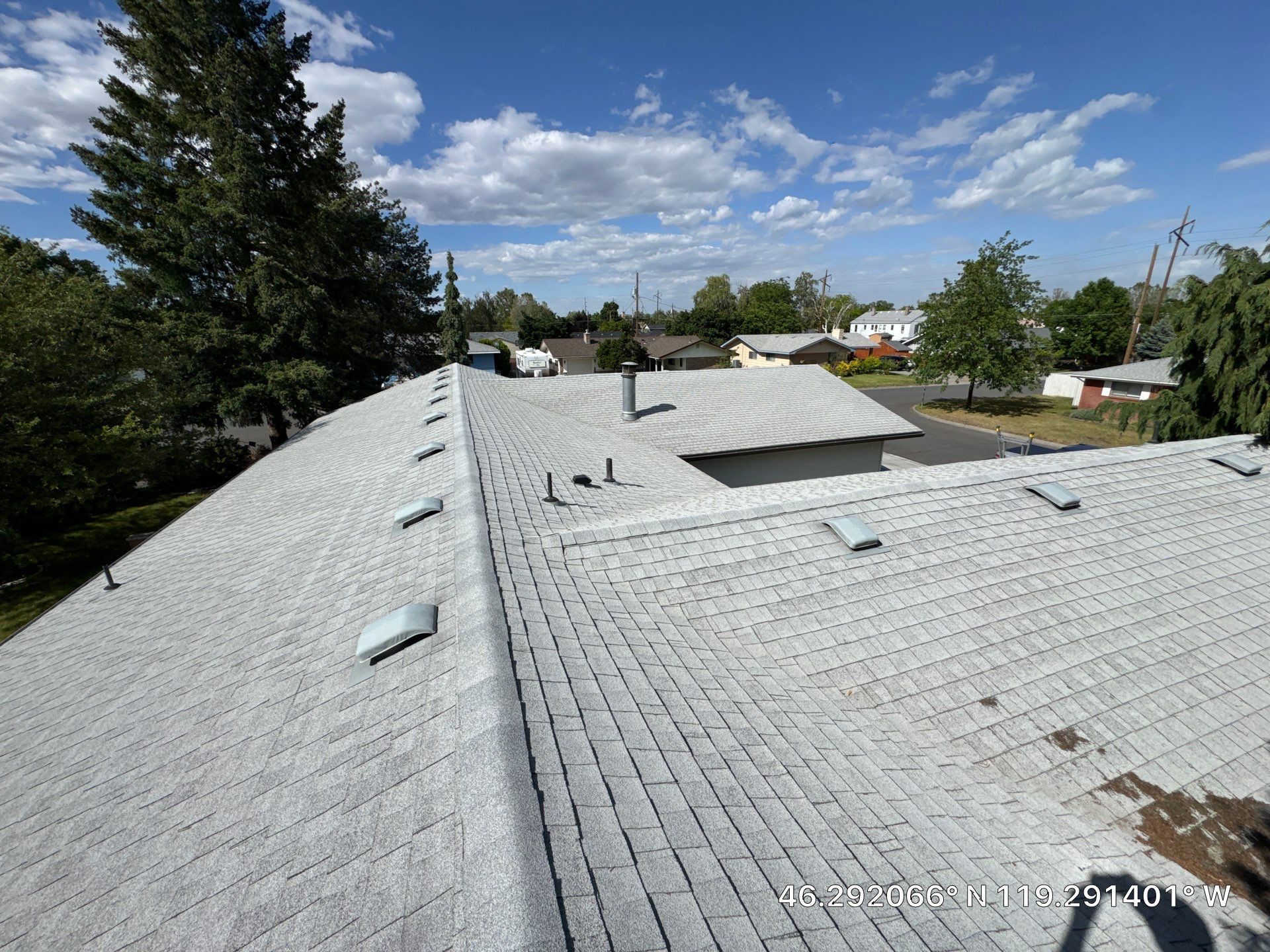 Residential Shingle Roof Replacement and Ventilation Upgrade in Richland by Alpine Roofing