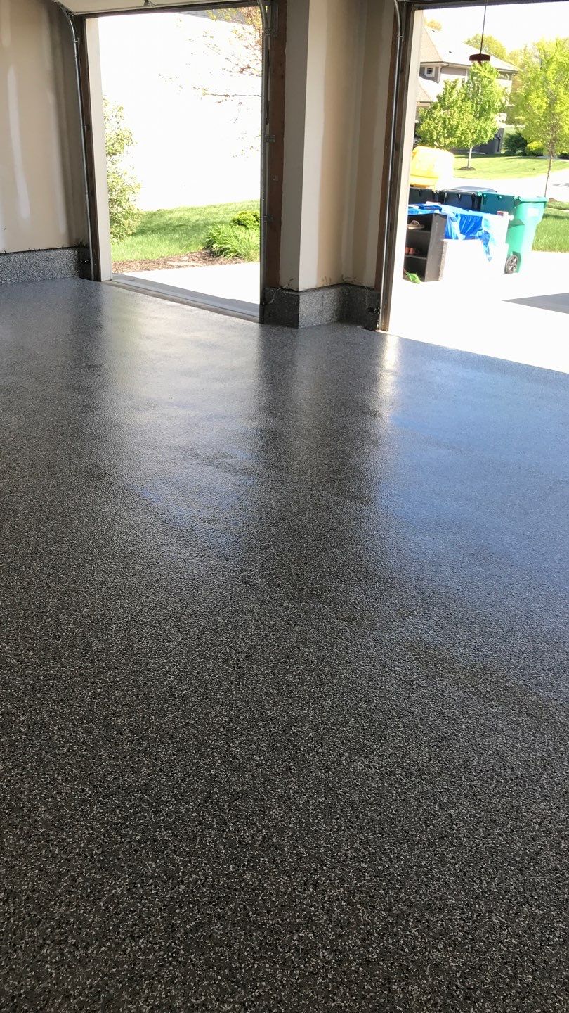 Garage using Silver Creek by Select Painting, Coatings & Garage Cabinets