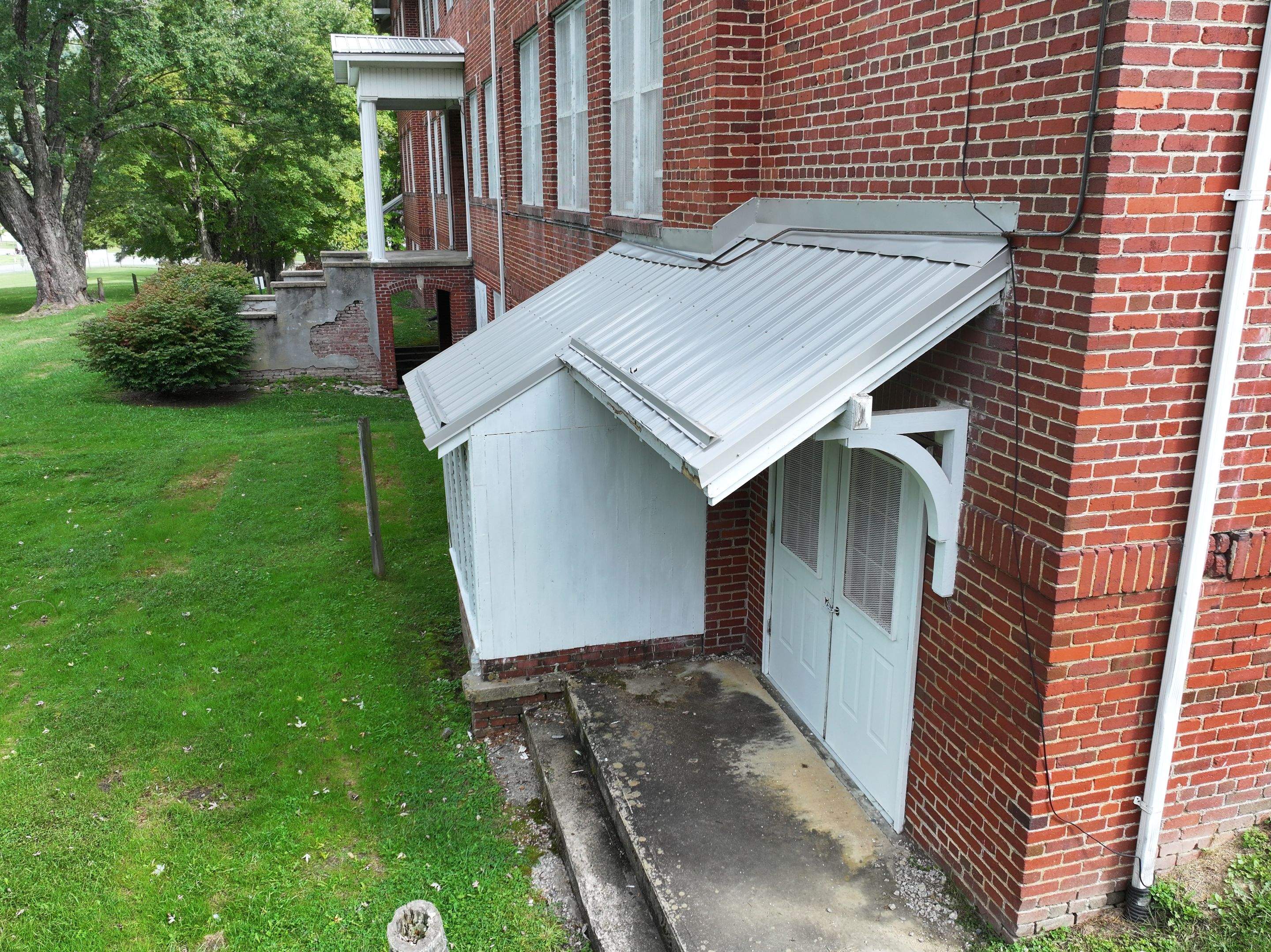 Cranberry High School by Omnia Roofing