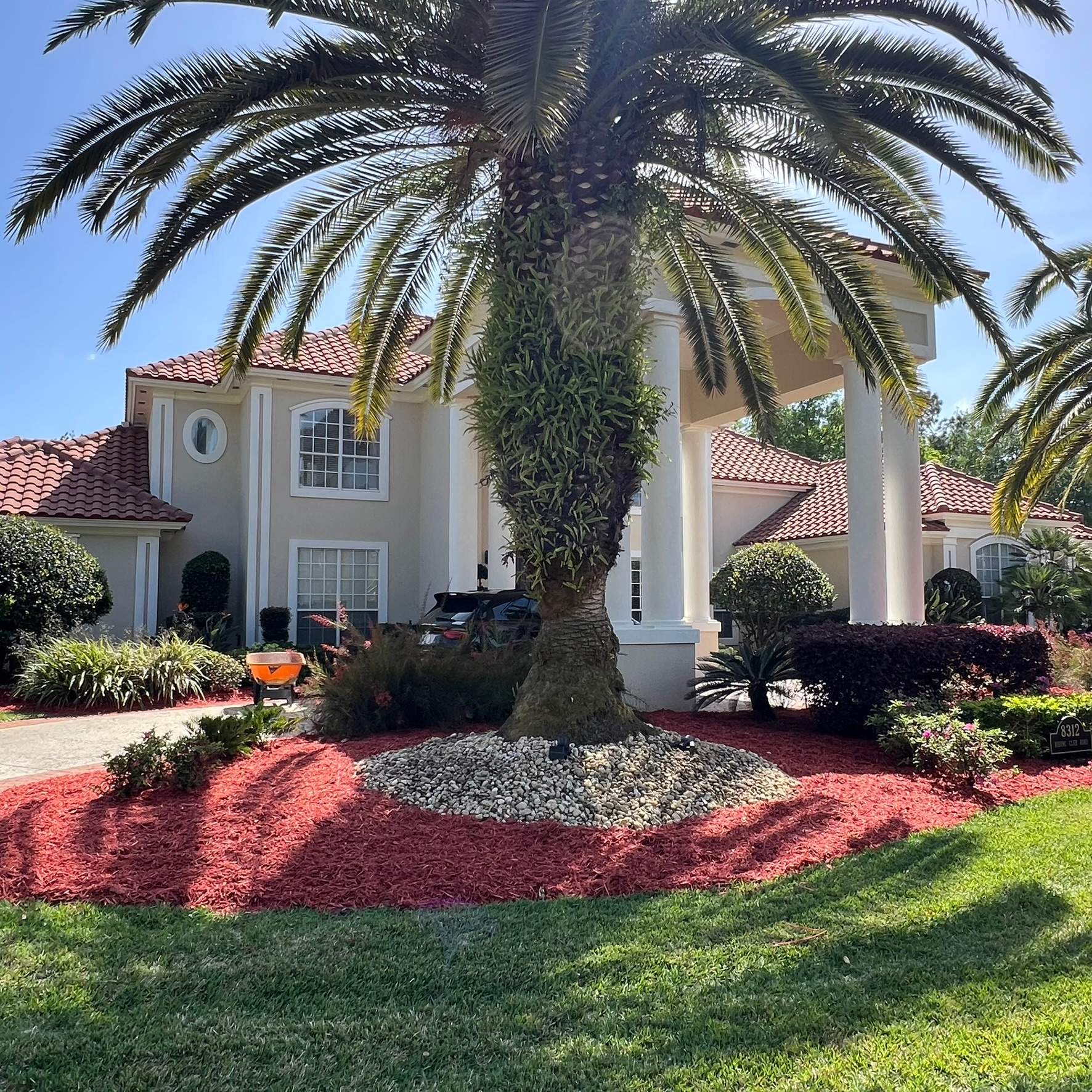 Mulch Installation | Deerwood Country Club by ProGreen Services