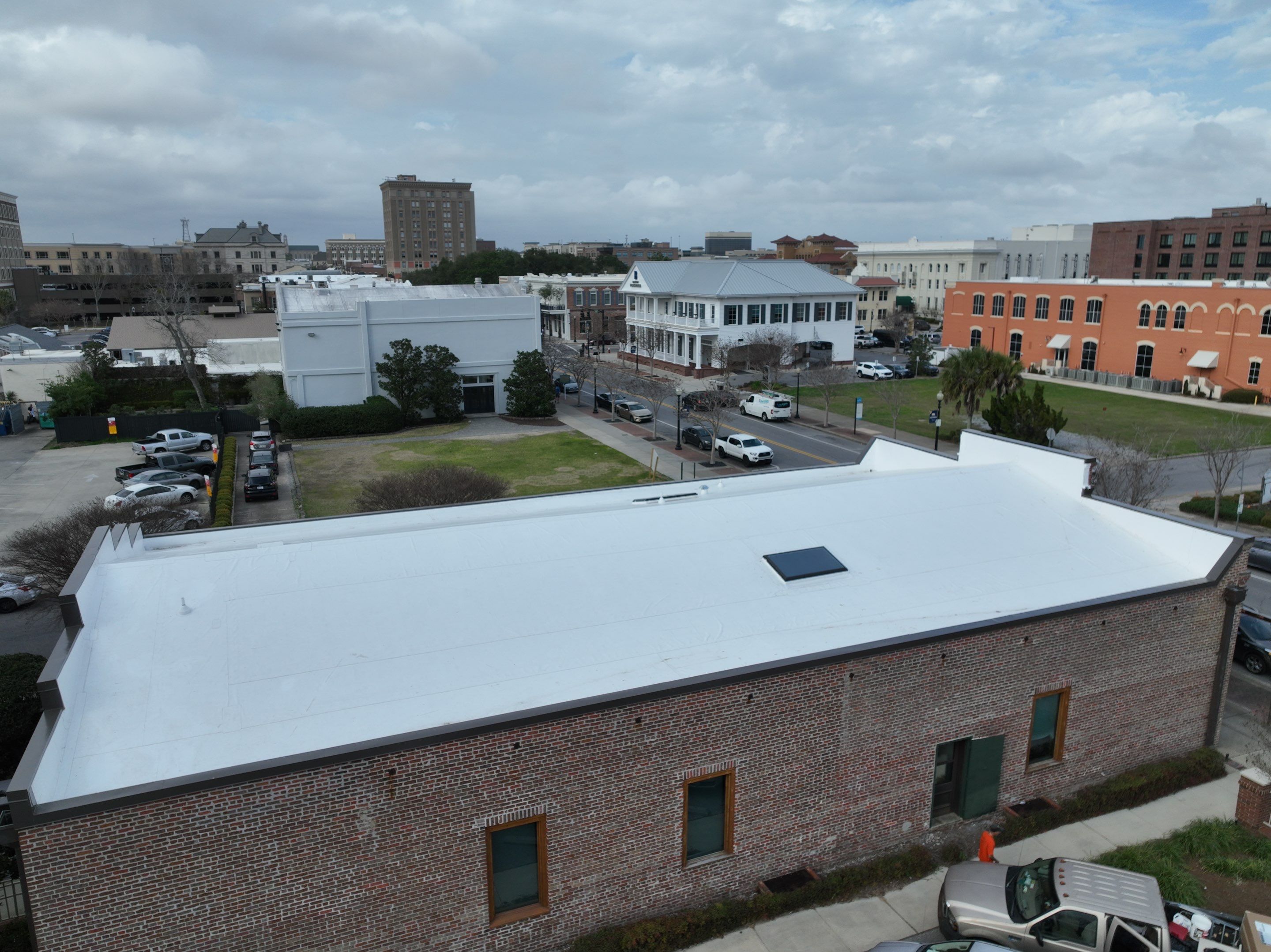 Commercial Low Slope Re-roof by Professional Roofing Company