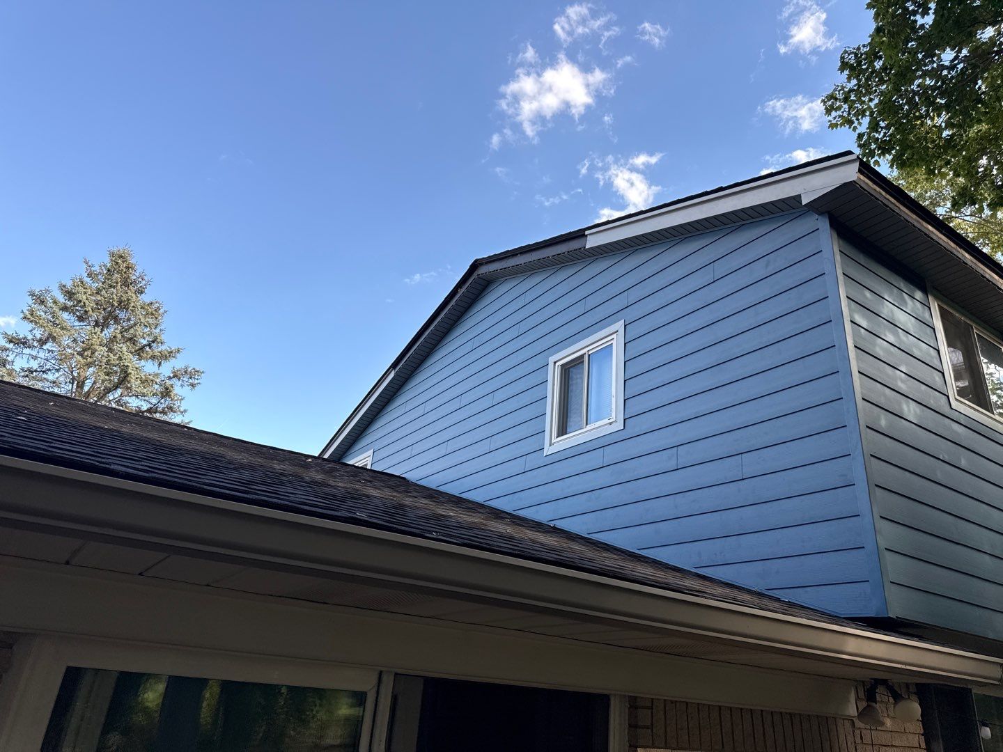 Siding Replacement using Ascend Laguna Blue by 180 Contractors