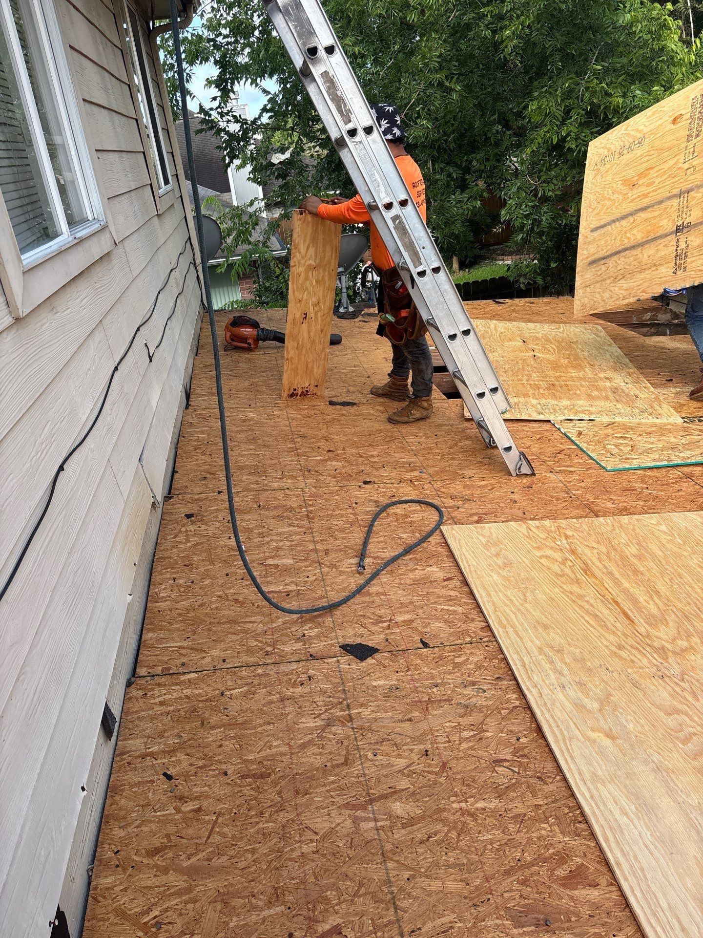 Roof Replacement Missouri City by Roof Repair Services LLC