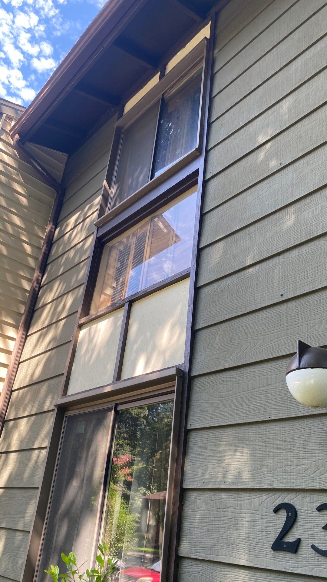 Reston: Residential Siding Replacement with James Hardie Statement Beaded Plank in Cappuccino Muffin by RM Banning, Inc.