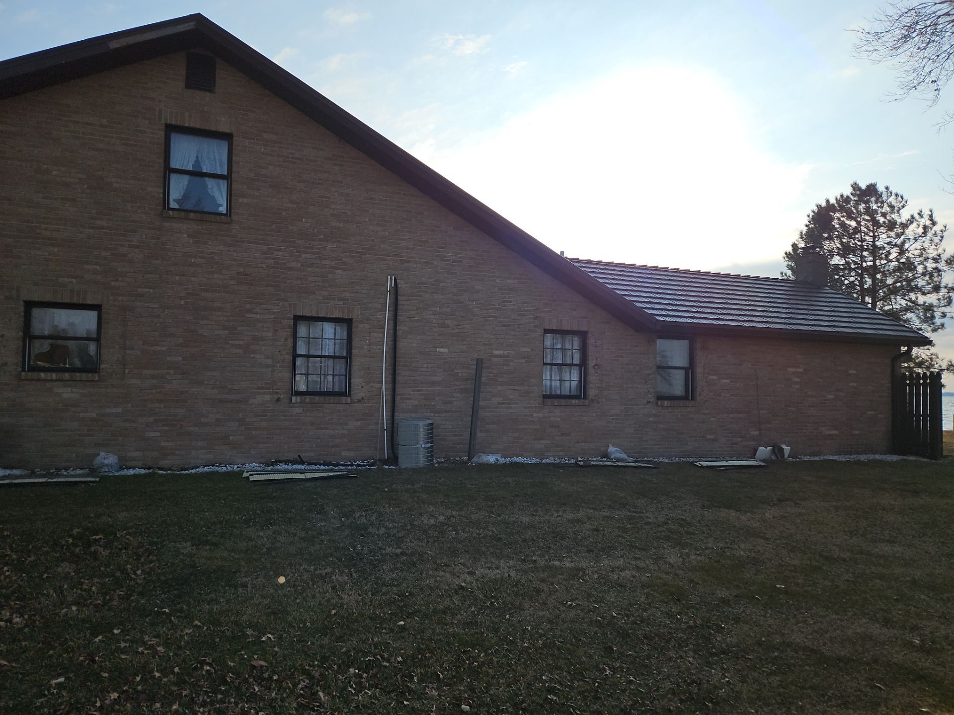 Residential Roofing Installation using Great American Shake - Mustang Brown by Nitro Roofing and Construction