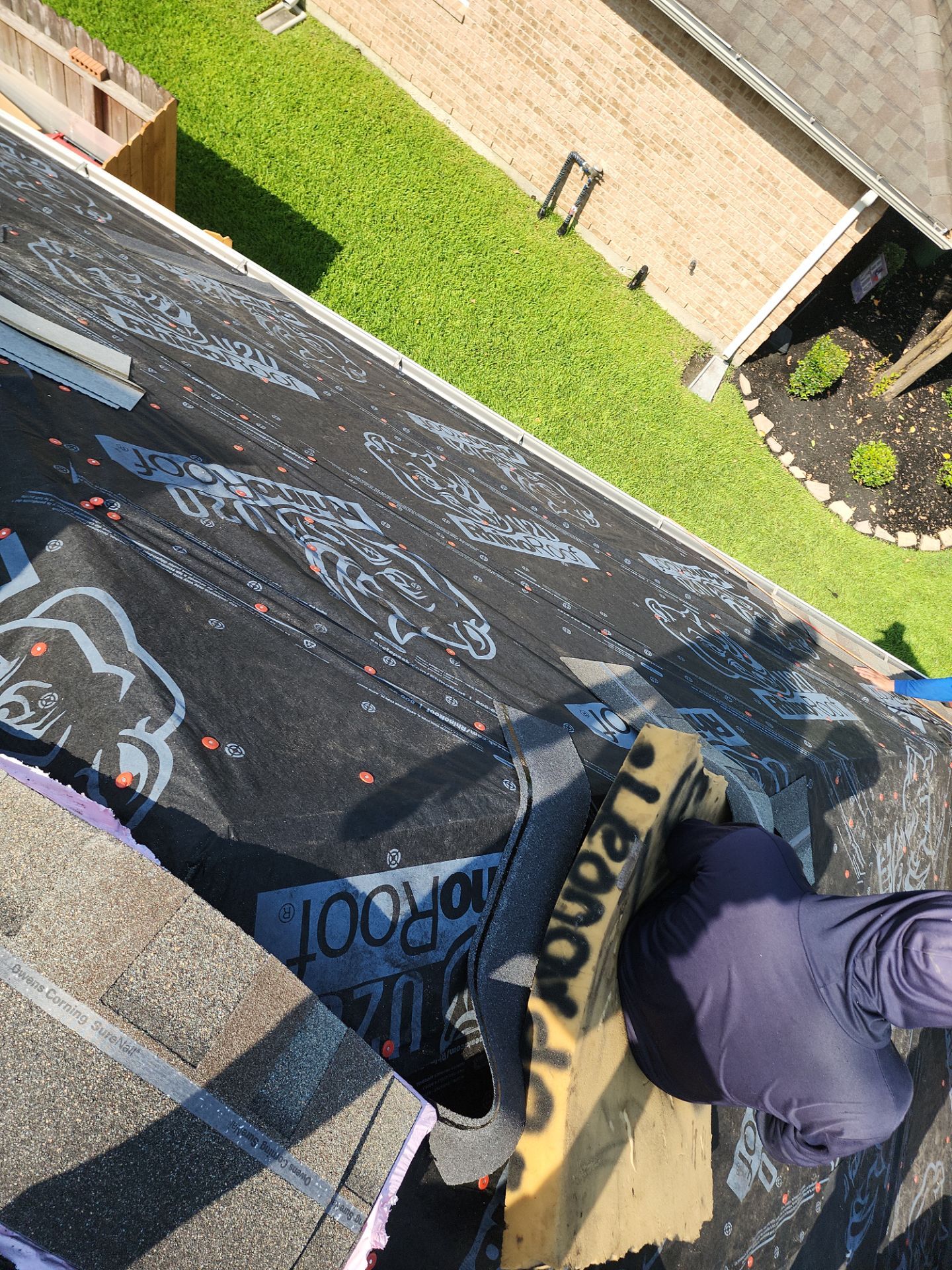 Residential Roofing Installation using Owen's Corning Duration (Lifetime) Shingles by Roof Repair Company