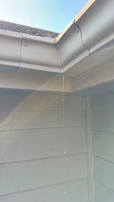 Turtle Shell gutter protection installation in St. Charles, IL 60175, photograph 7