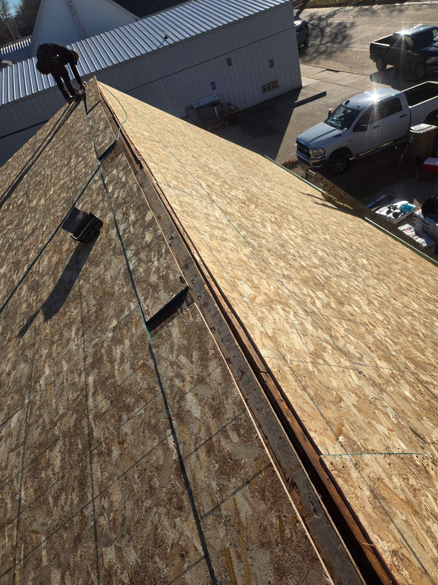 Asphalt Shingle Roof Replacement and Sheathing Repair in Wood River by Star Home