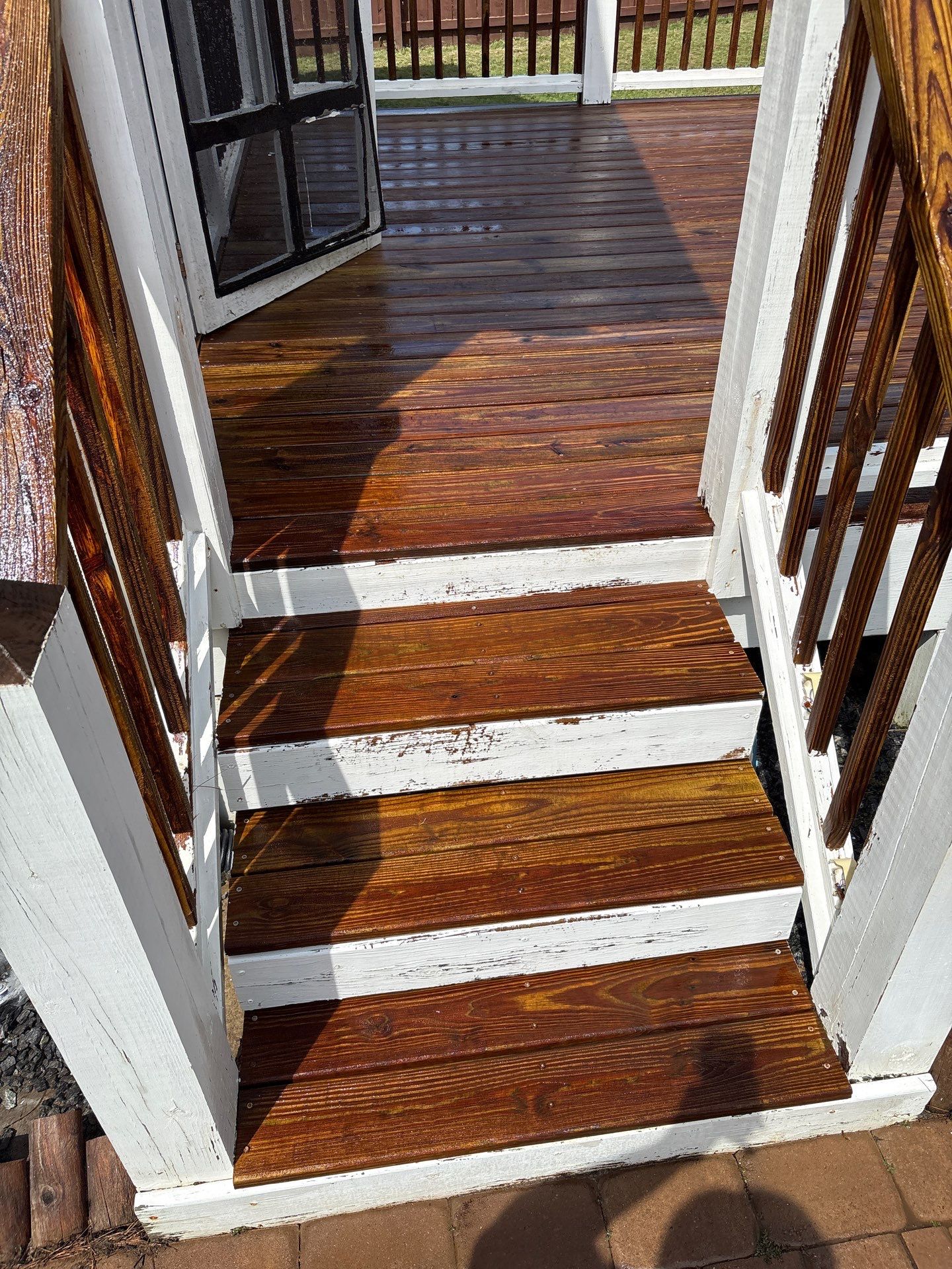 Wood Deck using Wood Sealant by DuraSeal