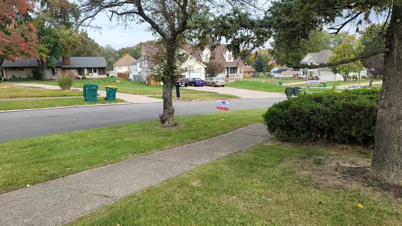 ATLAS PINNACLE COLOR: SCOTCHGARD BLACK DRIP EDGE: WHITE by Eagle Eye Roofing