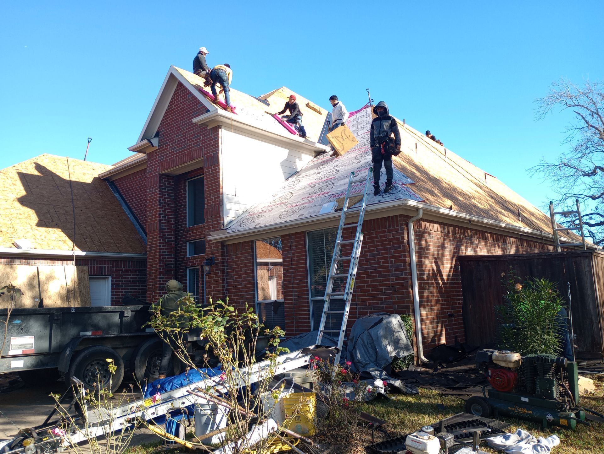Residential Roofing Installation using Owen's Corning Duration (Lifetime) Shingles by Roof Repair Company