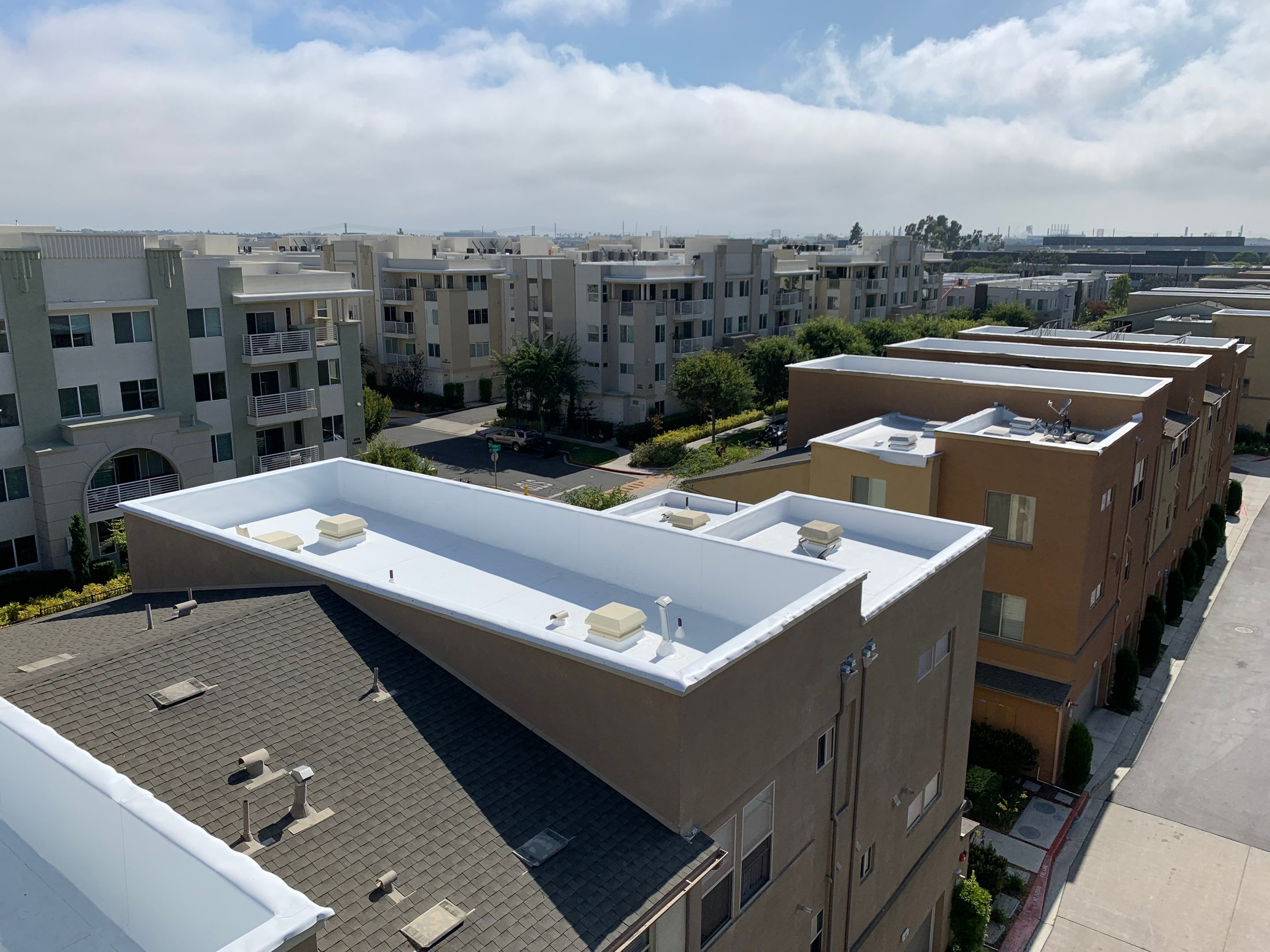 360 @ EL SEGUNDO by LA Roof Systems Corporation