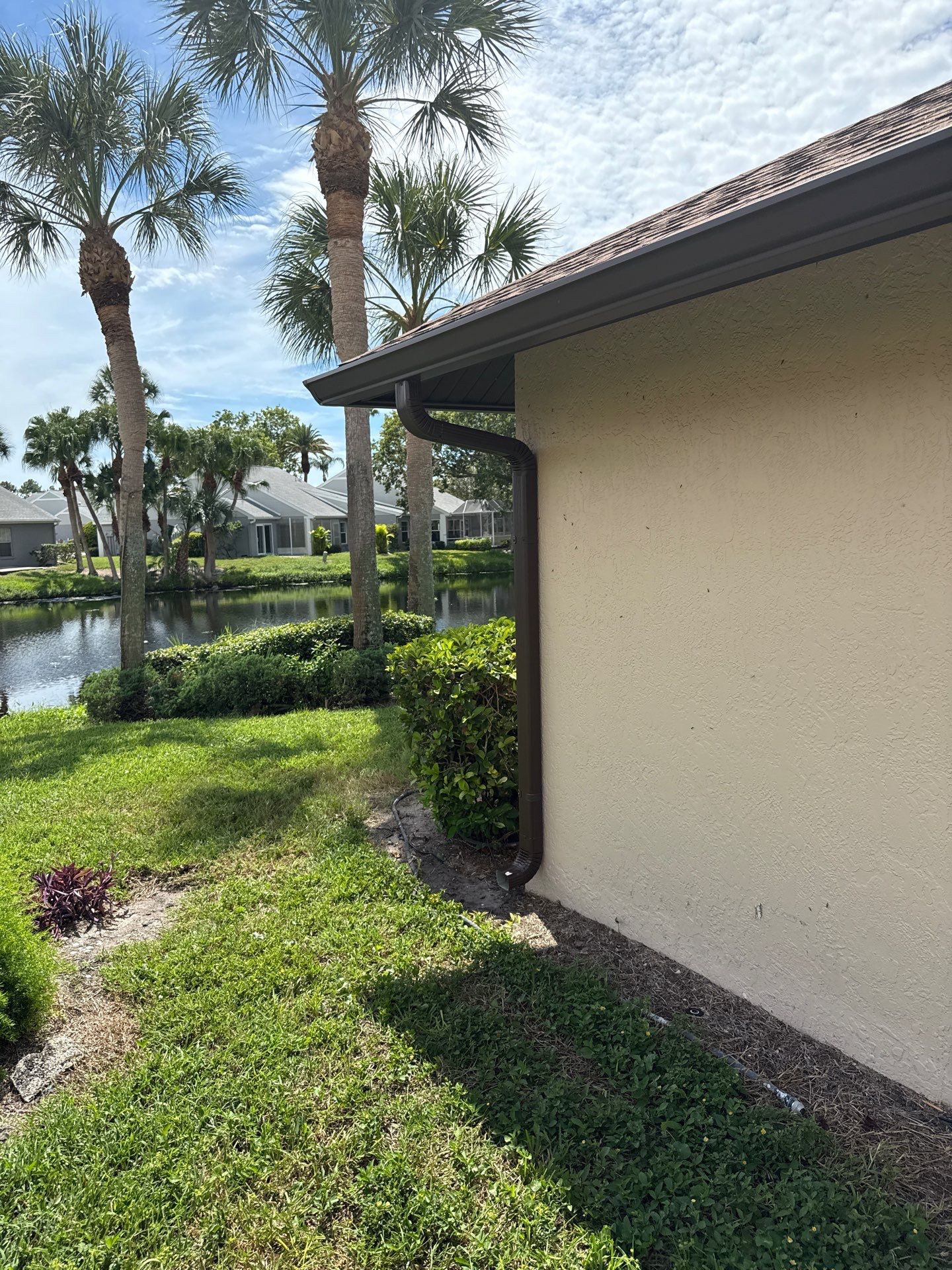 Bronze 6-Inch Seamless Gutters Installation in Bradenton FL by Gutter Professors