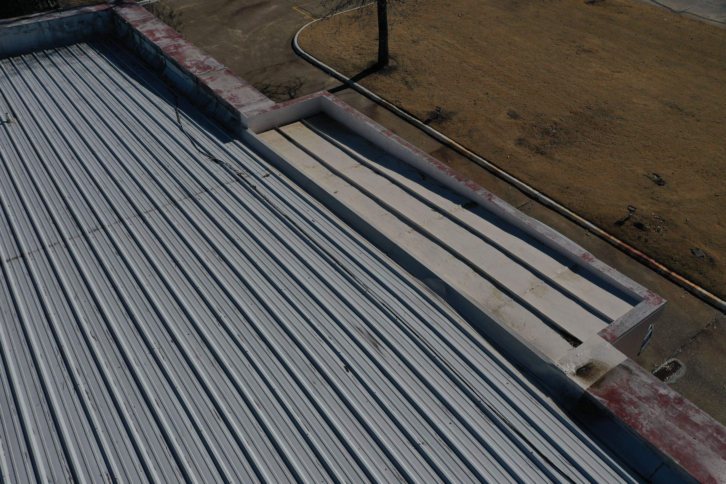 Office Building in Texarkana by Hostetler Roofing