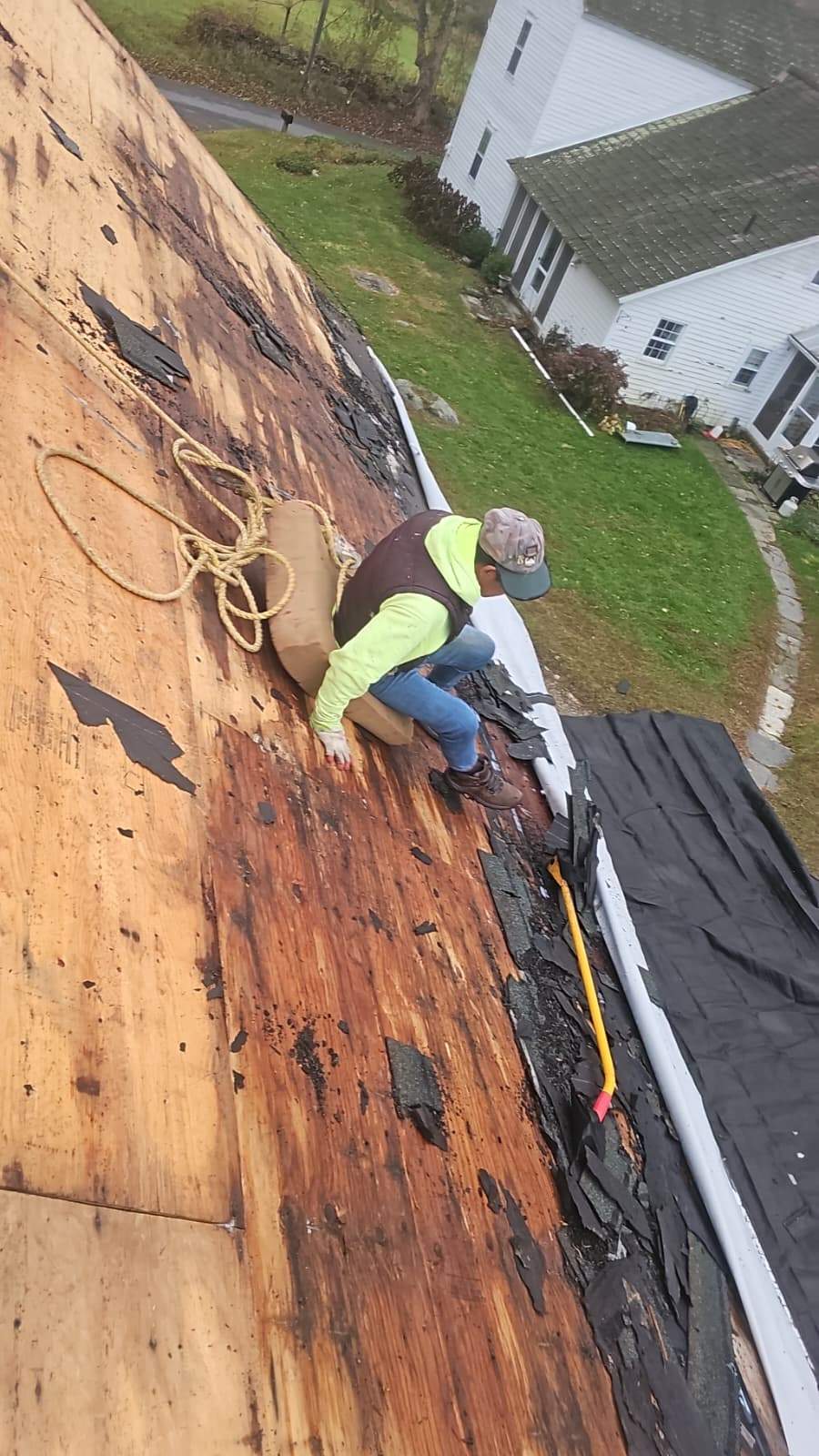 Two-Layer Tear-Off & Full Roof Replacement in Barrington, MA – Owens Corning Duration, Teak by JOHNNYS PRO