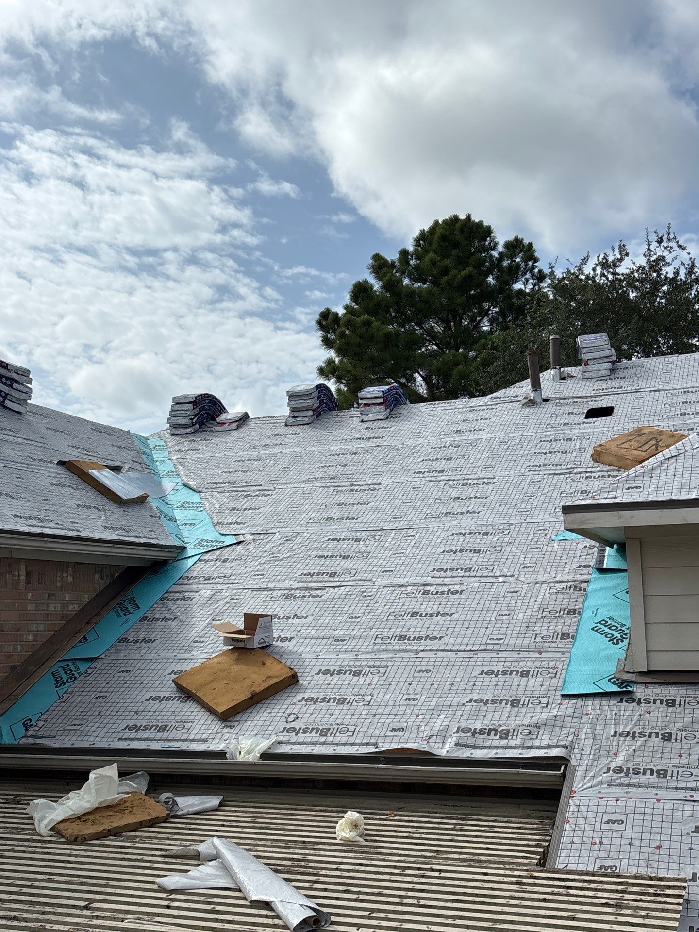 Roof Replacement Houston by Roof Repair Company