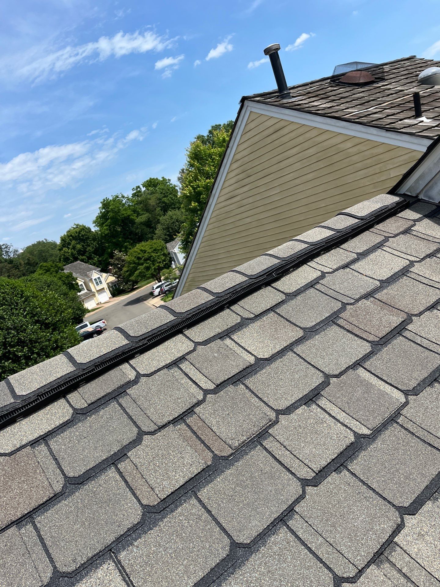 Arlington: CertainTeed Grand Manor Designer Shingles in Weathered Wood by RM Banning, Inc.