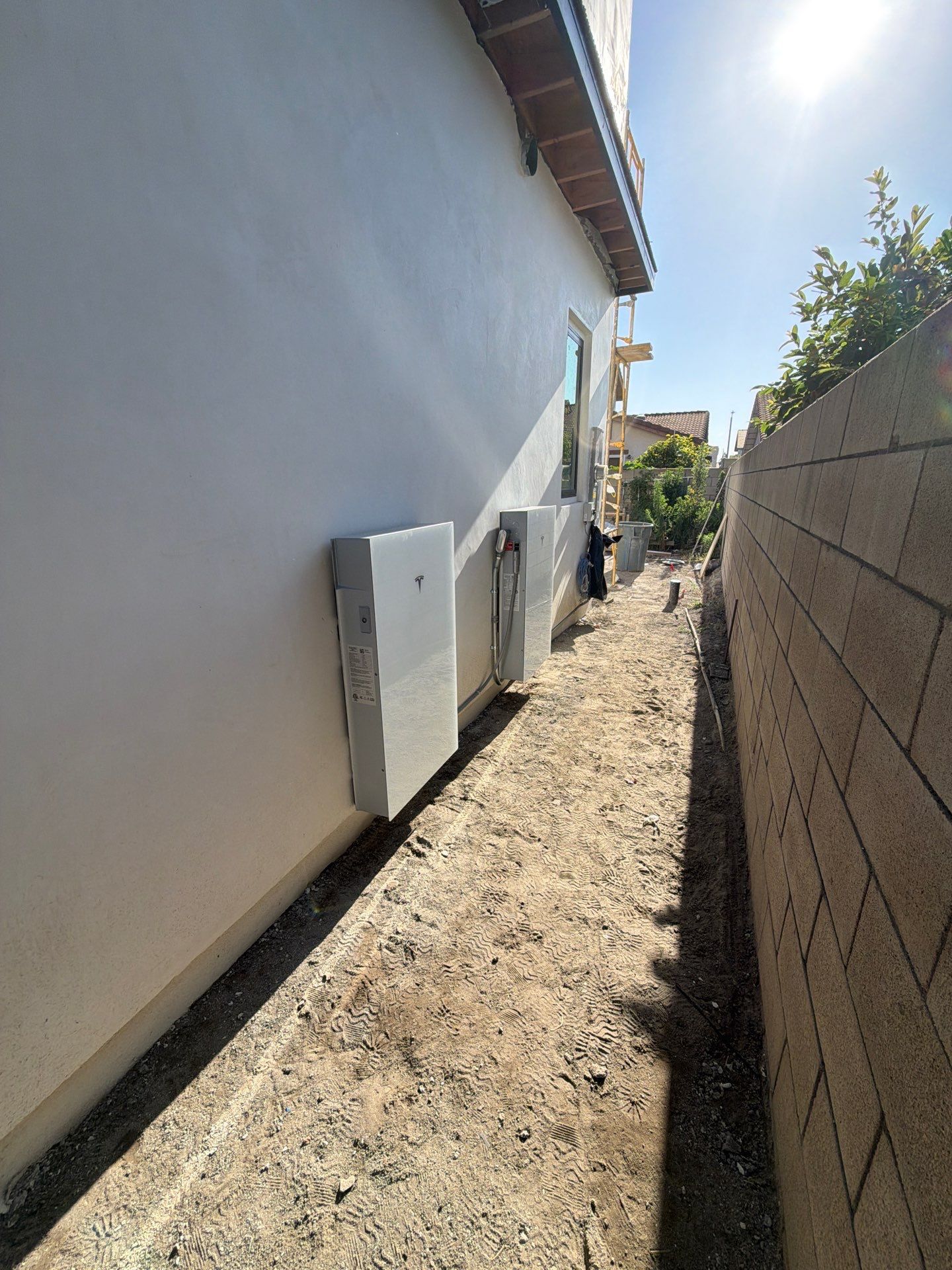 Solar and Battery Installation Featuring Tesla Powerwall in Cerritos by AWS Solar